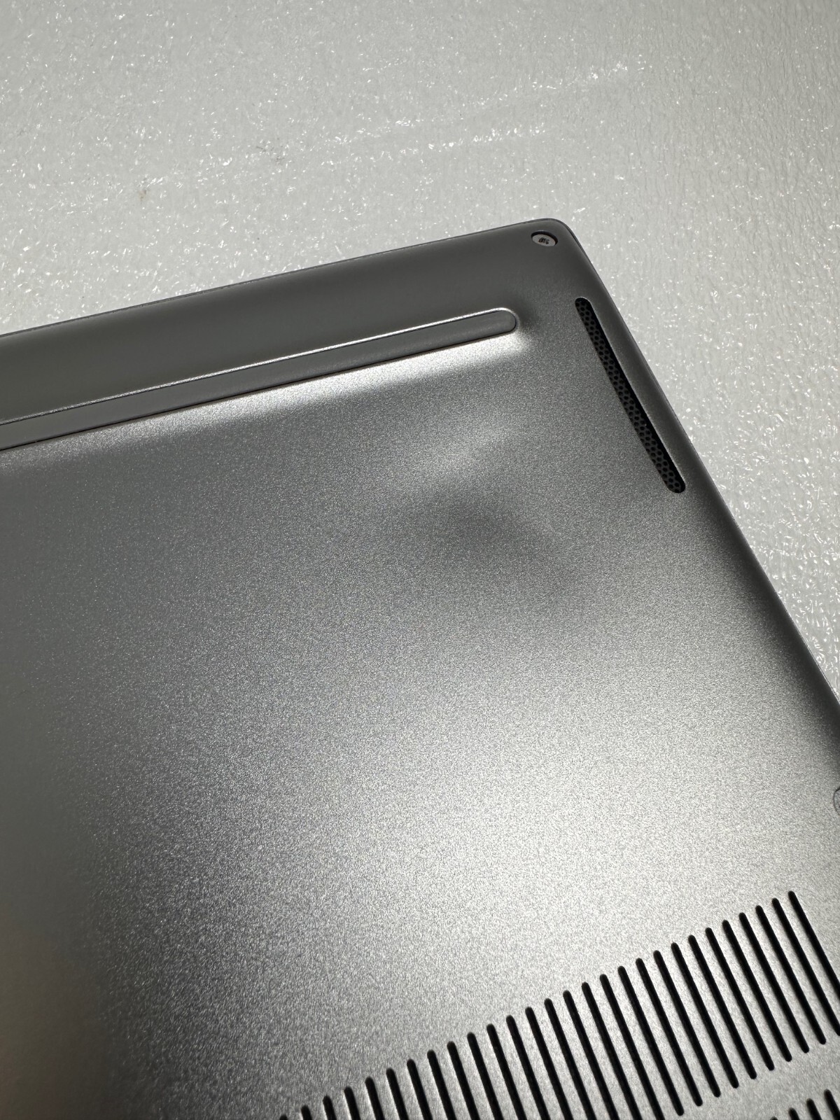 Dell Latitude 2 in 1 7340 Intel Core i5-1335U 13.3″ 16GB 512gb SSD Gray