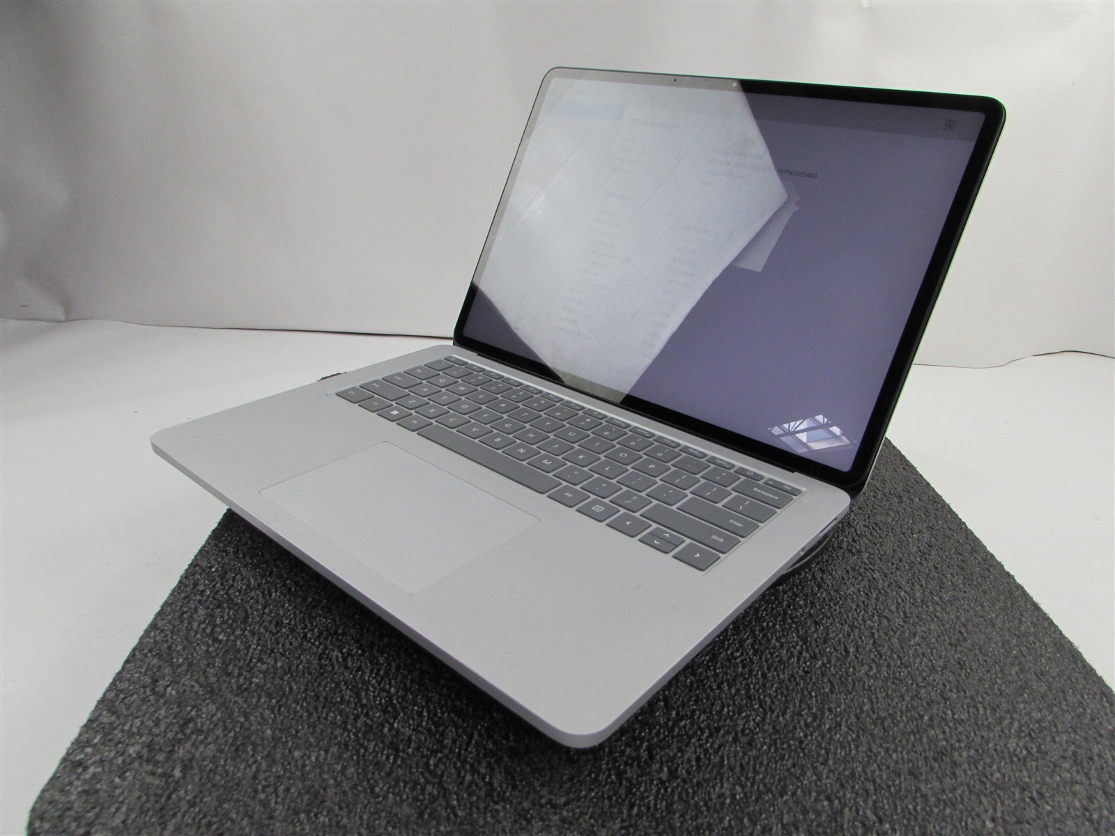 Microsoft Surface Laptop Studio 1964 i7-11370H 1TB SSD 32GB RTX A2000 *No A/C*