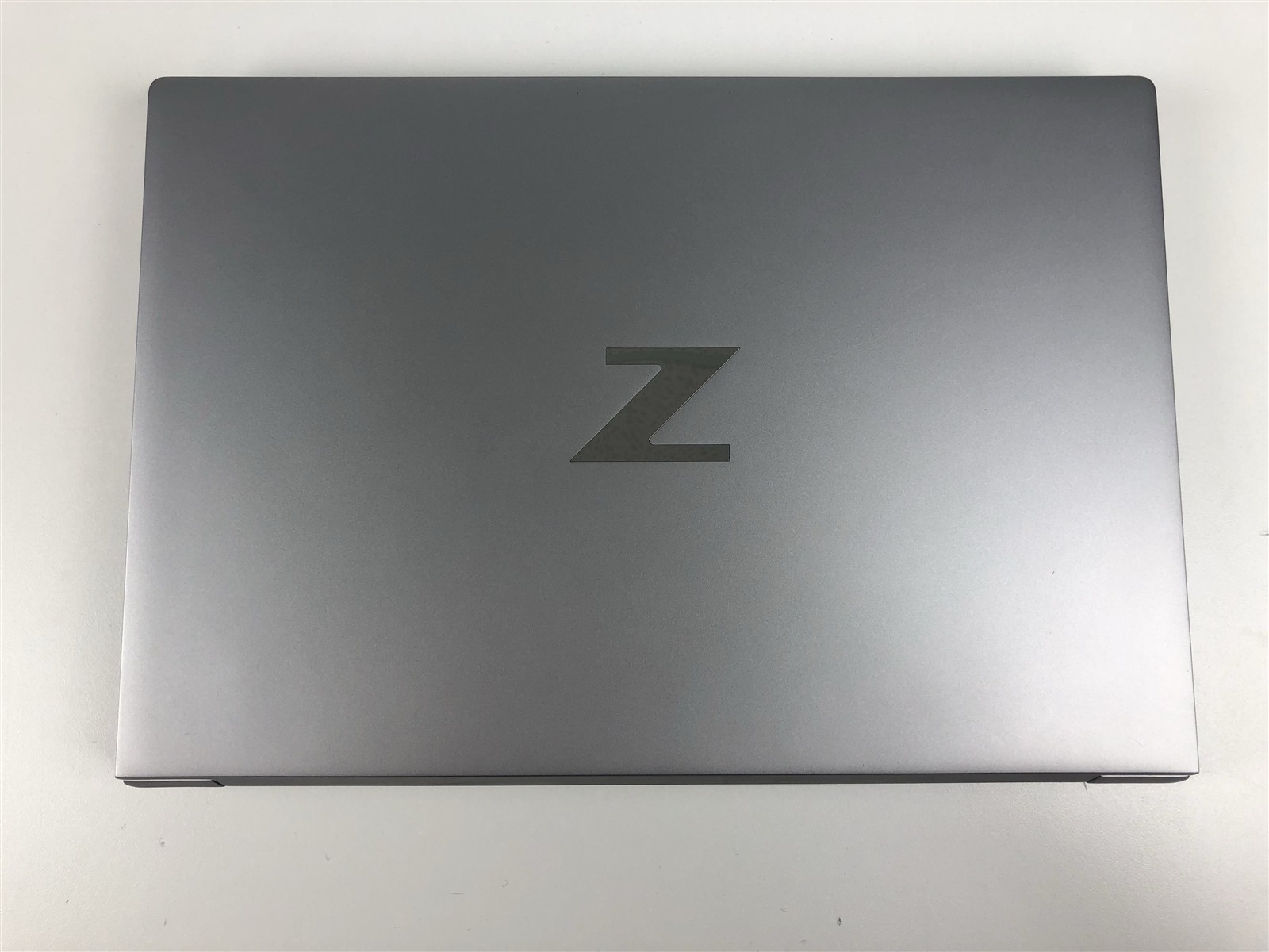 HP ZBook Fury 16 G9: Intel Core i7-12850HX 2.1GHz – 32GB – 1TB – RTX A3000