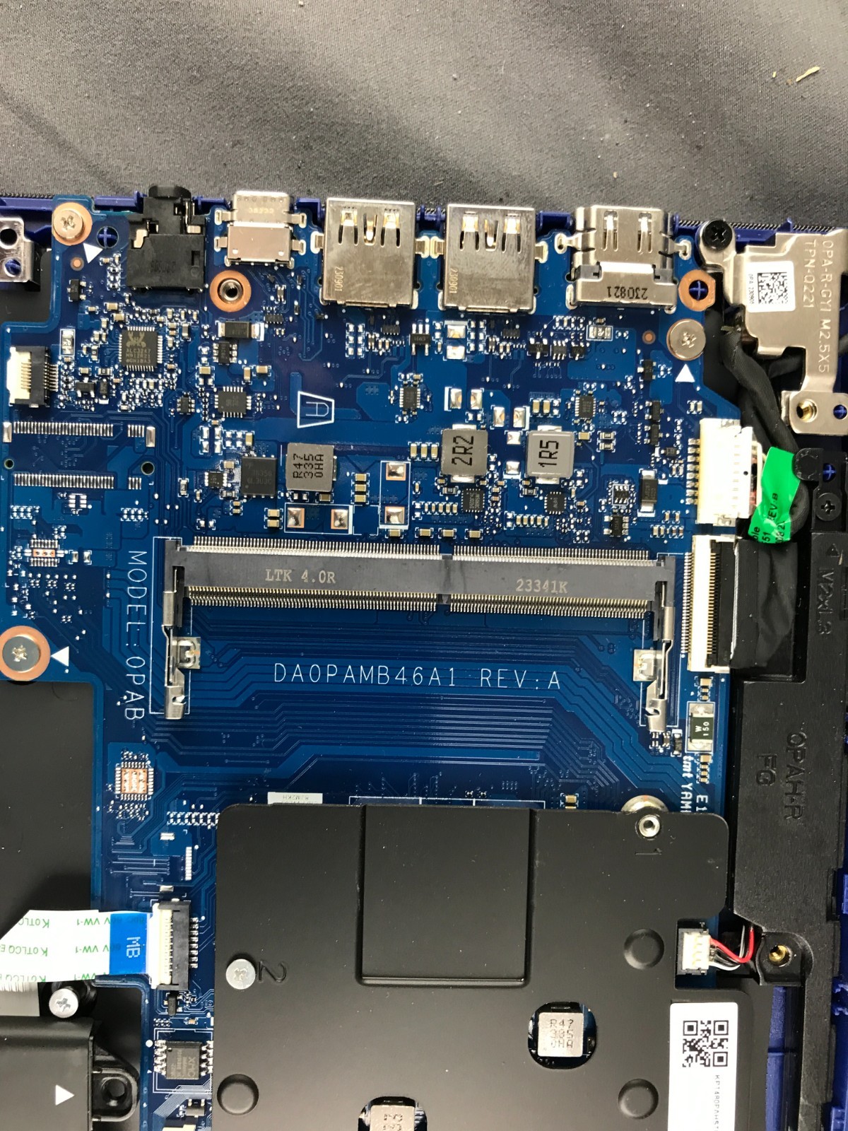 HP 14 Inch Blue Laptop Model: 14-DQ0055DX For Parts