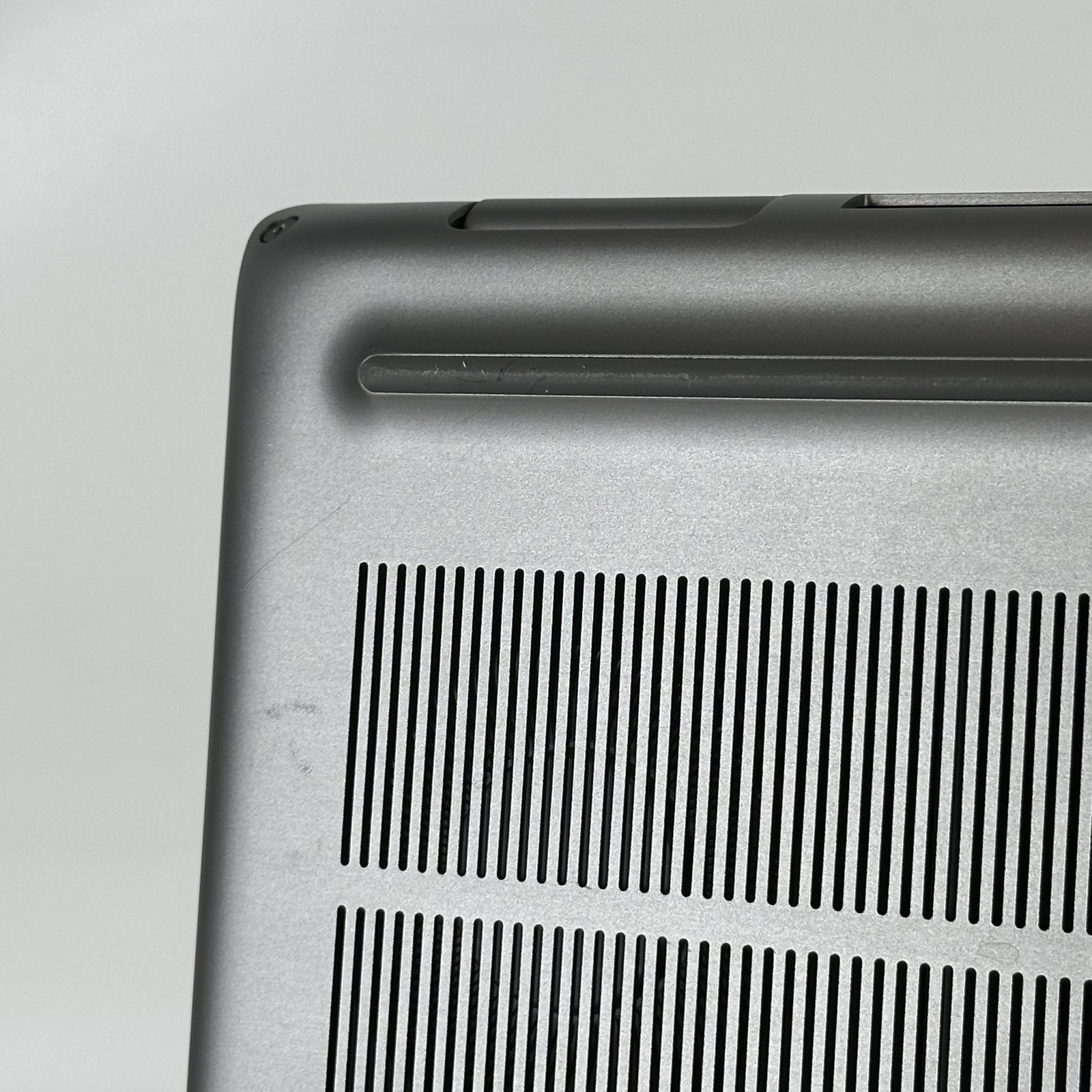 Dell Precision 7770 17.3 FHD 2.3 GHz i9-12950HX 32GB 1TB SSD RTX A1000 Good