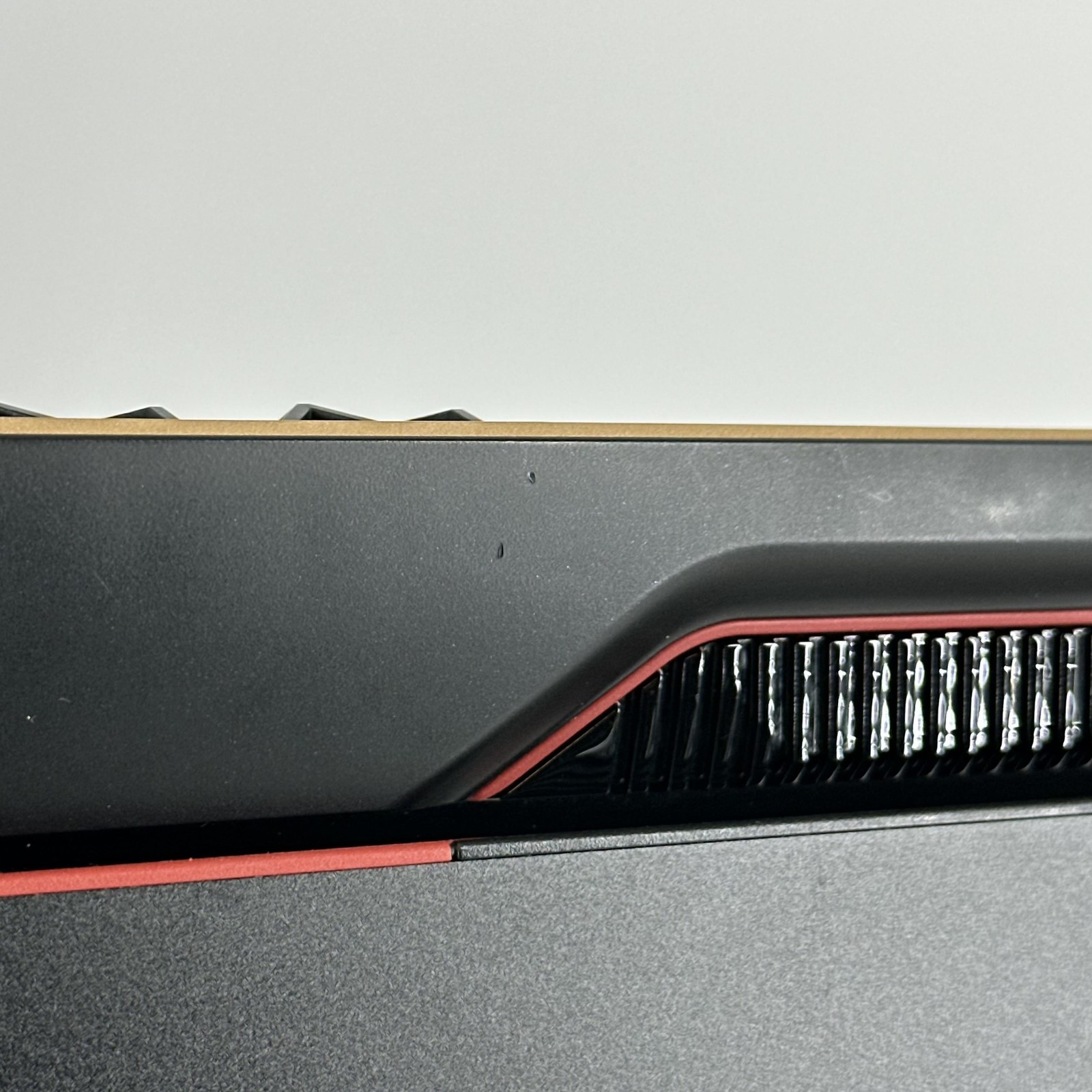 MSI Raider GE78 HX 17 QHD 2.2GHz i9-13980HX 32GB 1TB/1TB RTX 4080 FRAME GAP