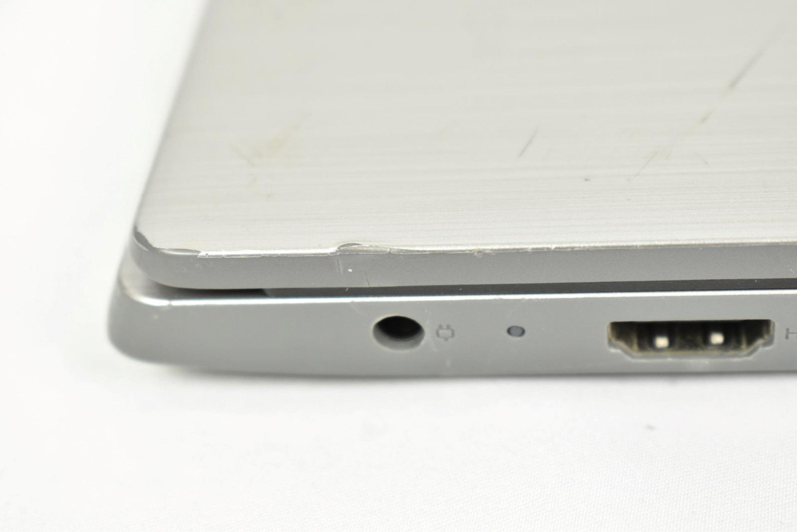 Lenovo Ideapad 3-15IIL05 i3-1005G1 1.2GHz 20GB 256GB SSD No OS 15.6″ *See Detail