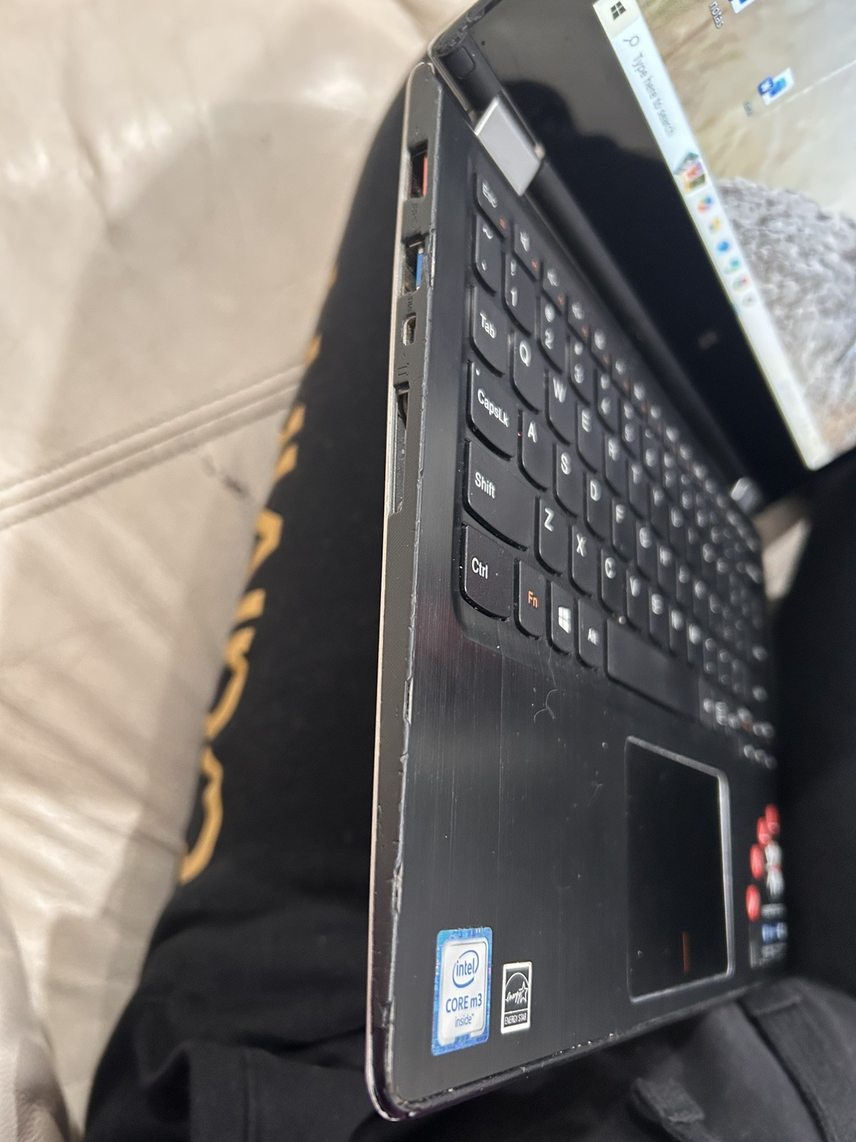 lenovo yoga 700-11isk used, silver color, 256 gb local disk
