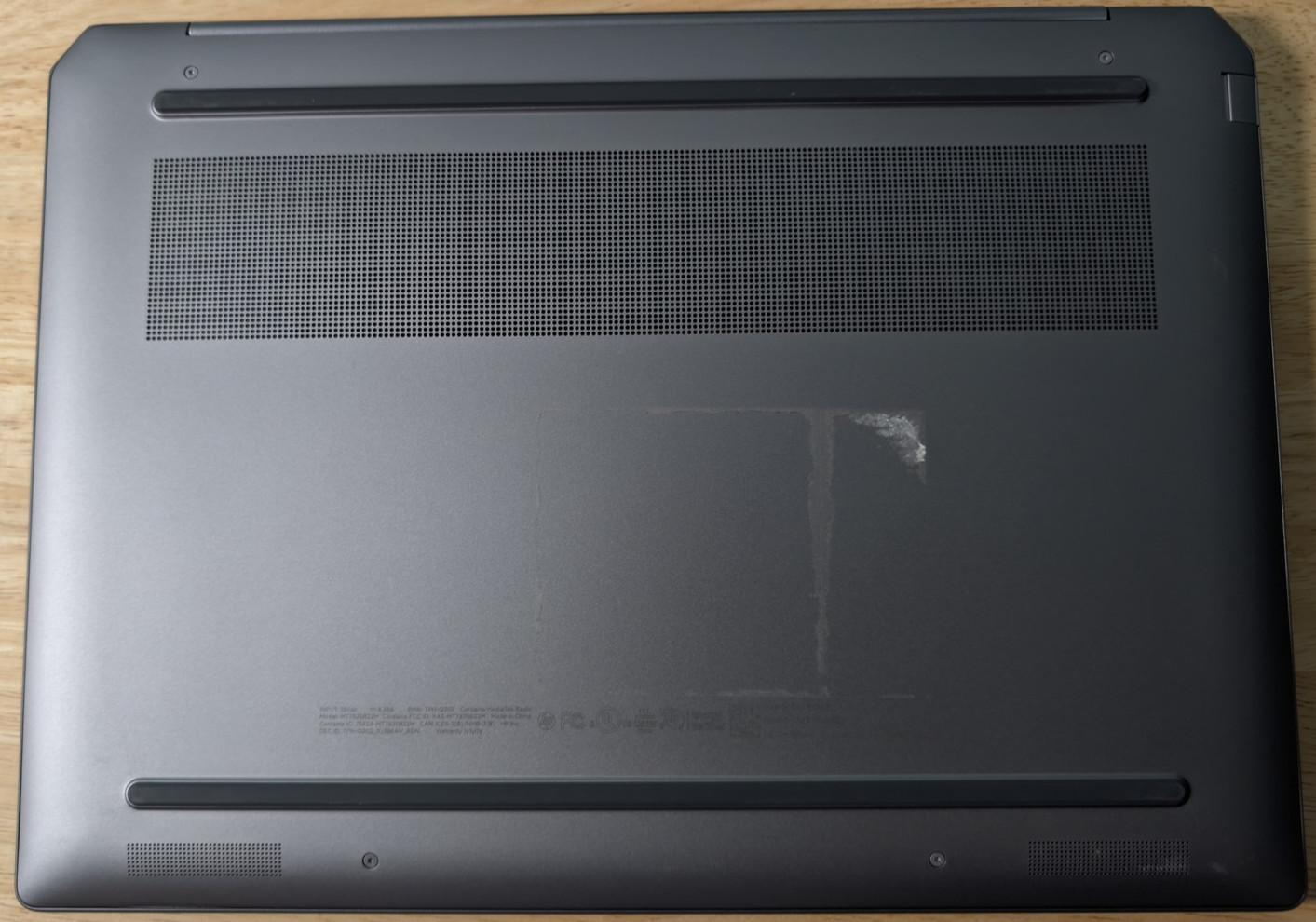 HP OmniBook Ultra 14″ 2.2K Touch (AMD Ryzen AI 9 365, 32GB RAM, 1TB SSD) Laptop