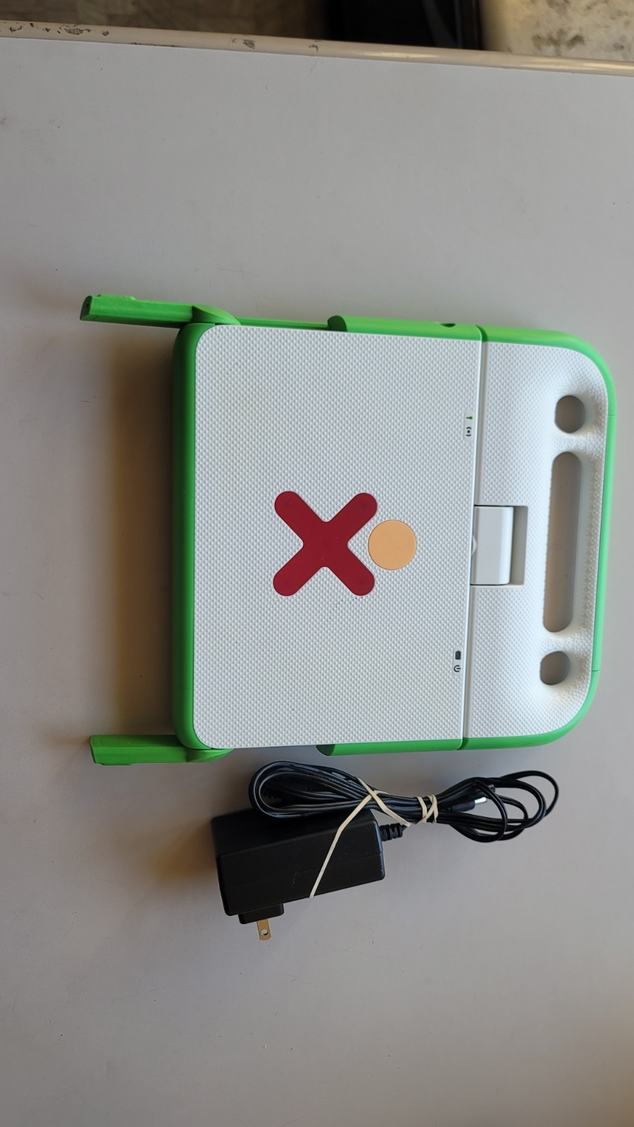 OLPC XO-1 Computer One Laptop Per Child (256MB RAM – 1GB Storage) TESTED AND WO