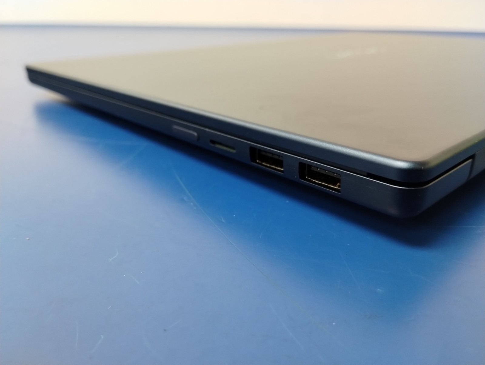 Lenovo IdeaPad 5 2-in-1 16AKP10, AMD Ryzen AI 7 350, 16 GB RAM, 1 TB NVMe SSD