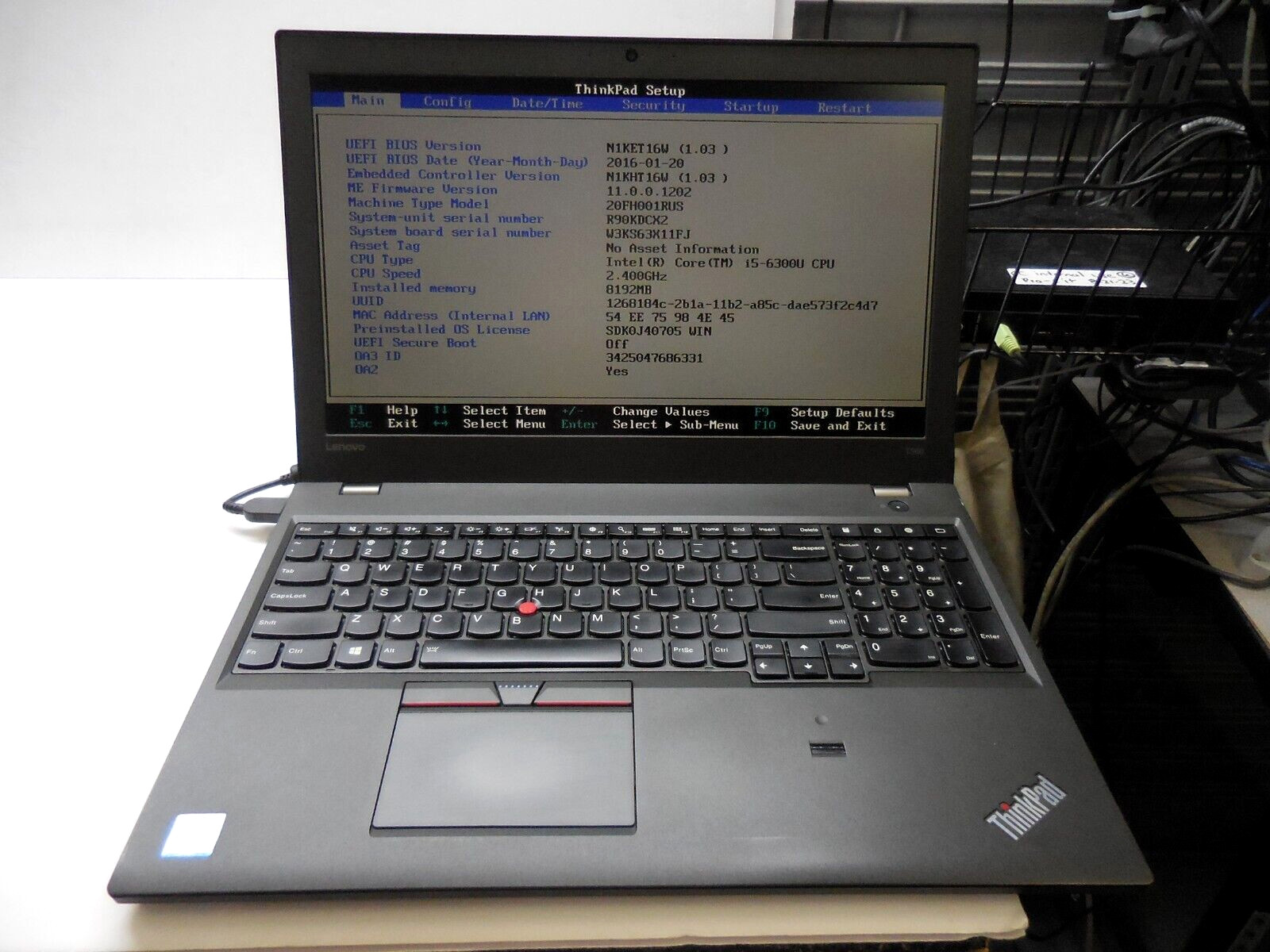 Lenovo ThinkPad T560 Intel Core i5-6300U 2.40GHz 8GB RAM, 250GB SSD, NO OS