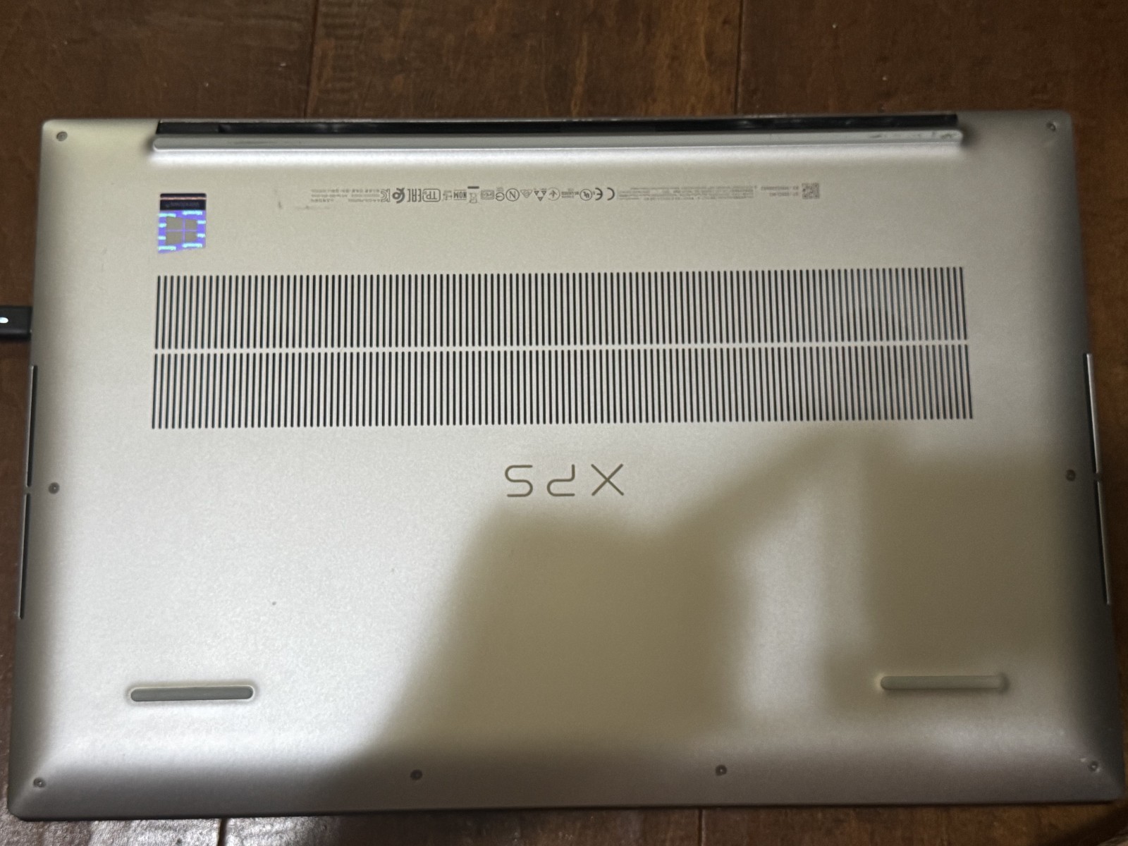 Dell XPS 17 9700 | i9 64GB RAM 2TB SSD RTX 2060 4k| No Battery| Boots on Charger