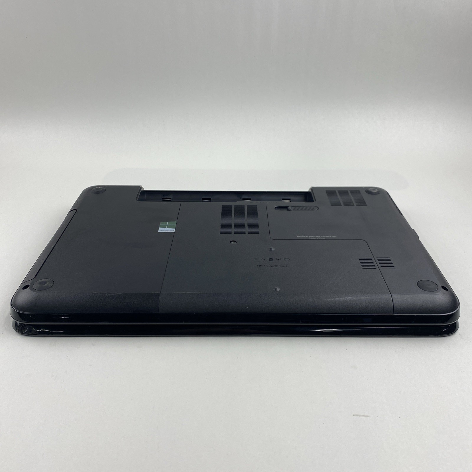 HP Pavilion g6 AMD A4-4300M 2.50GHz 4GB RAM 15.6″ No Battery No HDD No OS