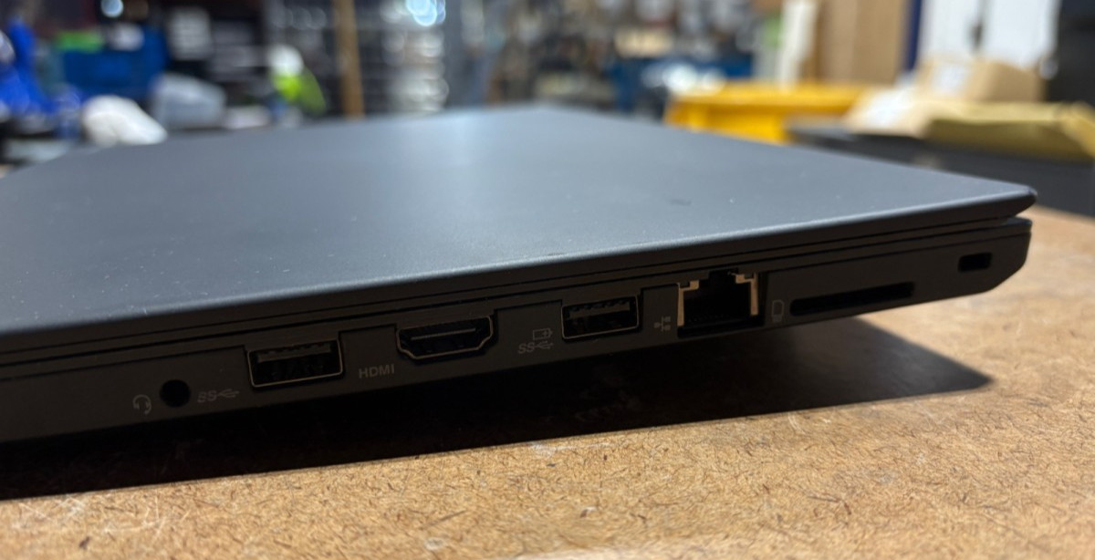 Lenovo ThinkPad T480 14″ i5-8250U 8GB RAM 256GB SSD No Charger/OS