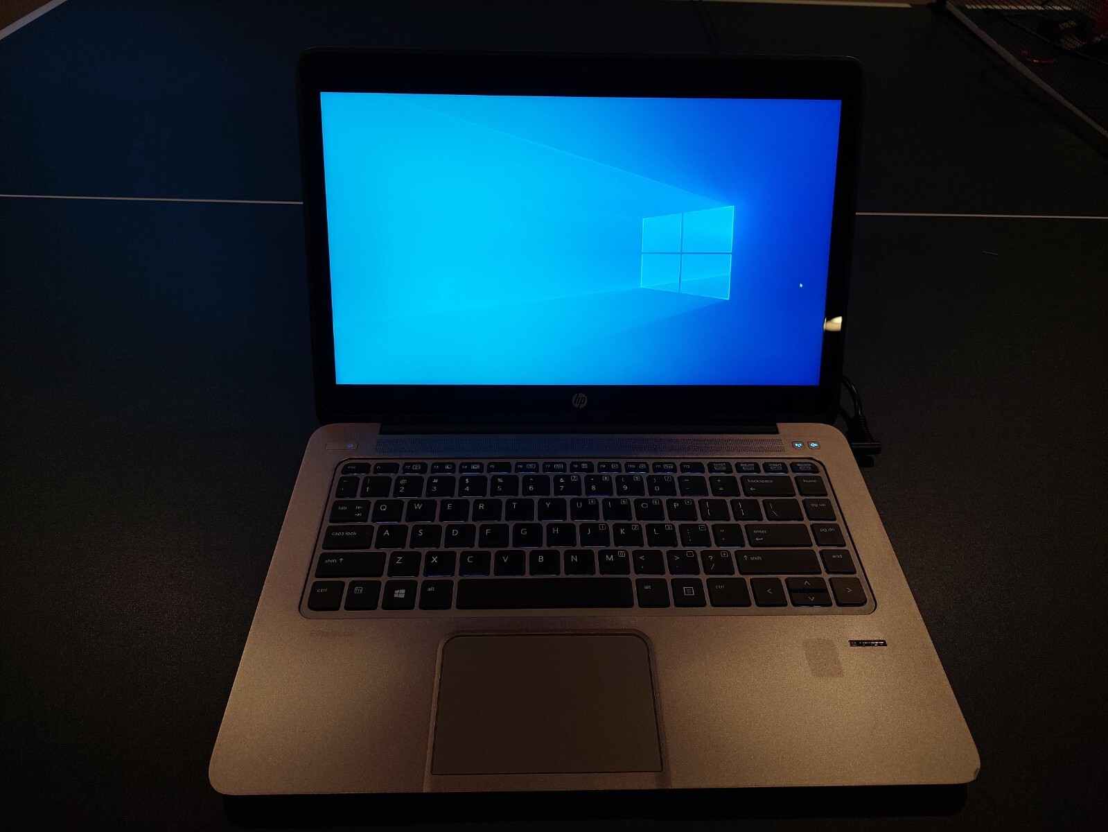 HP Elitebook Folio 1040 INTEL CORE I7 8GB RAM 256GB SSD