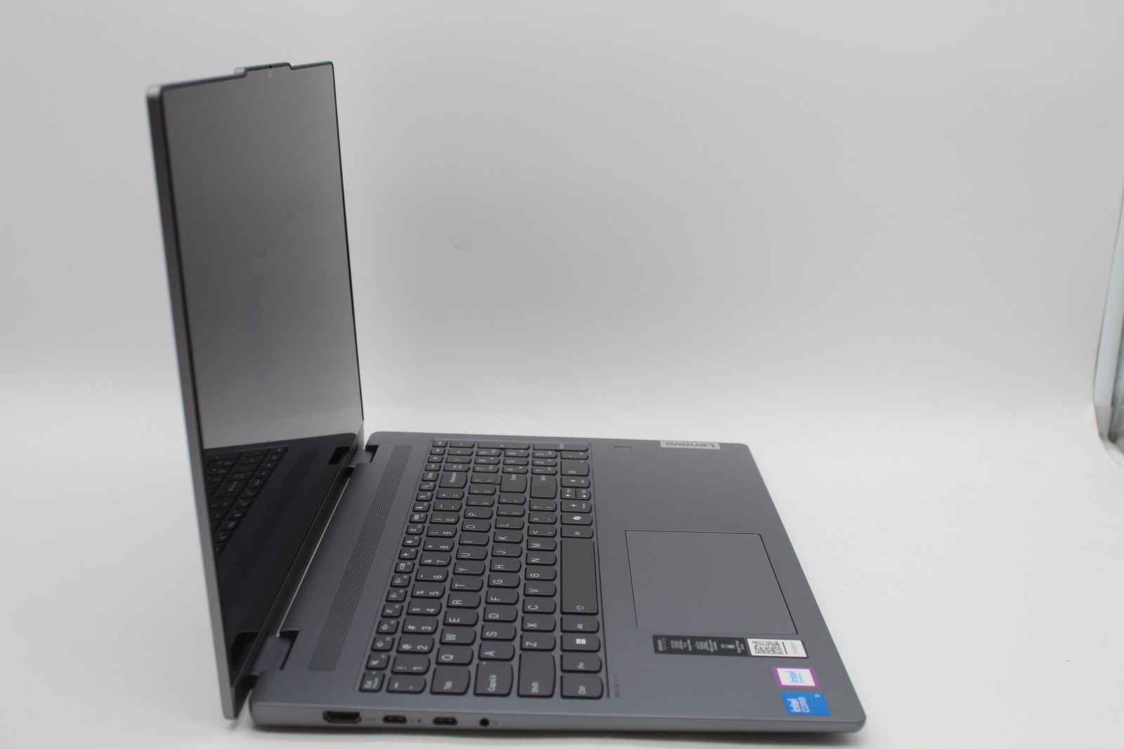 Lenovo IdeaPad 5 16″ Touch Intel Core 5 120U 1.4GHz 16GB 512GB SSD PC1744679
