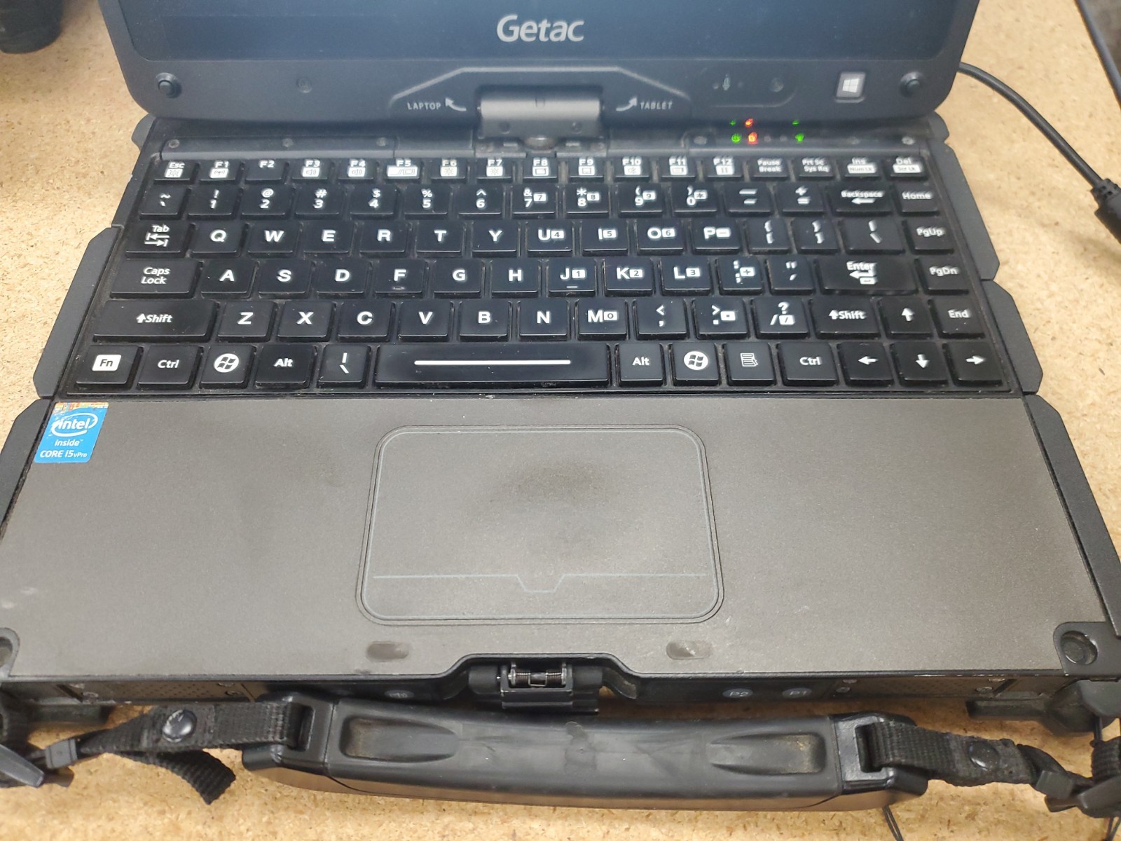 GETAC V110 Laptop Tablet Touch Screen i5-4300U 1.90GHz 8gB No HDD 9785hrs