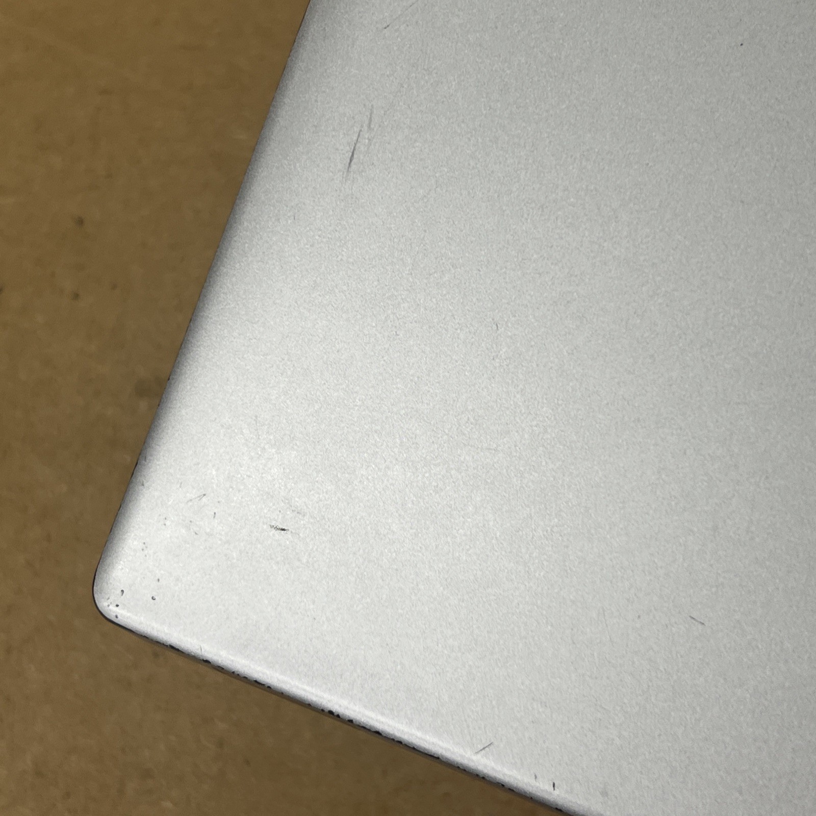 Dell Latitude 5410 i5-10210U 1.6GHz 16GB Ram 256GB SSD – Fair *Low Battery*