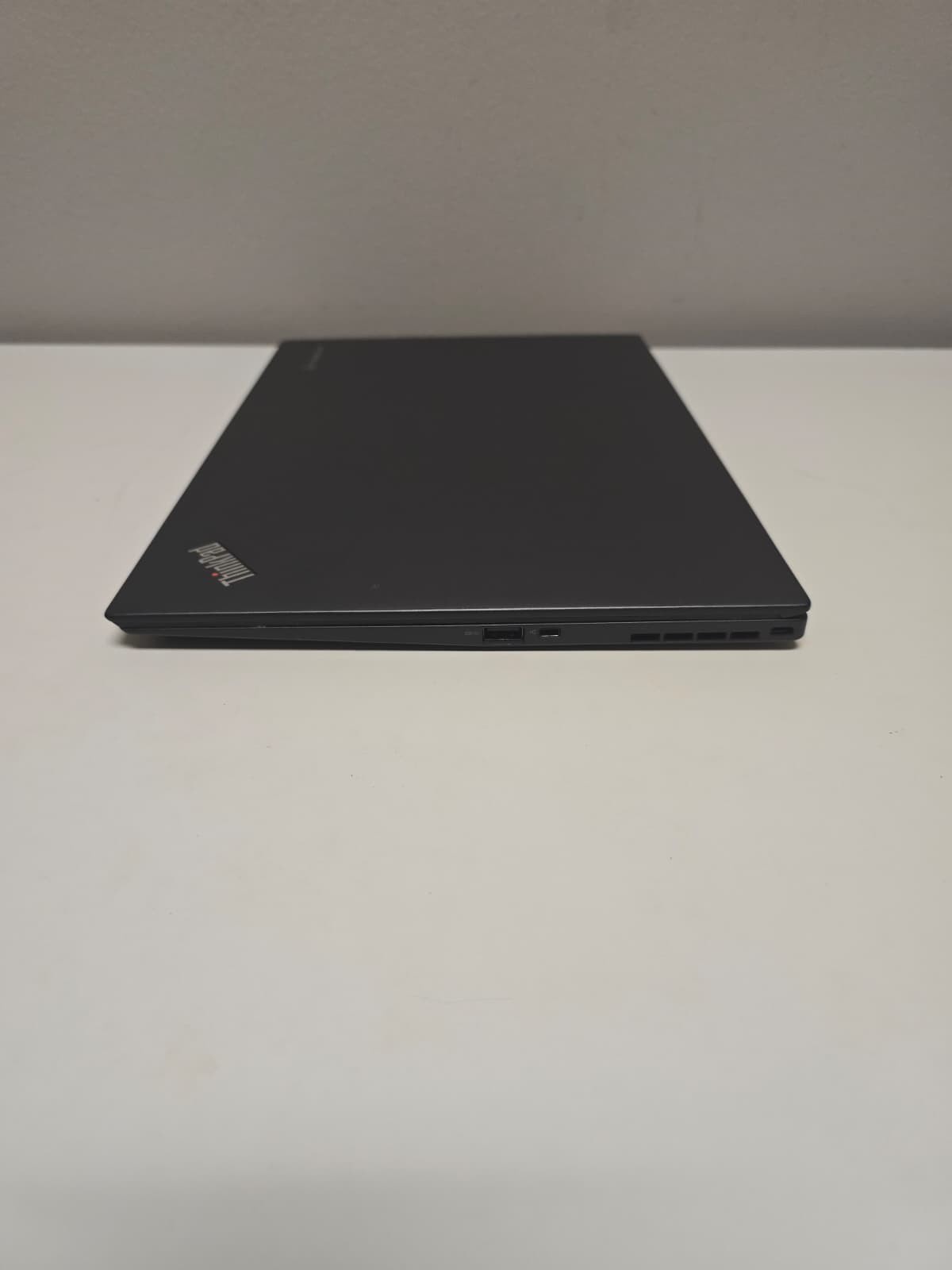 Lenovo X1 Carbon 2nd Gen Touchscreen | i5-4200U 8GB RAM 256GB SSD | WQHD Backlit