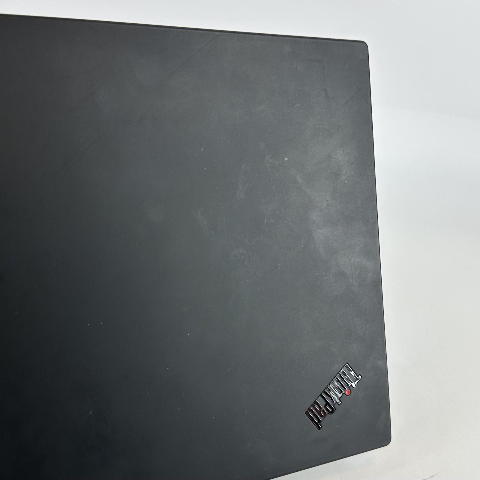 Lenovo ThinkPad X1 Carbon Gen 7 14 Black FHD 1.1 GHz i7-10710U 16GB 1TB SSD Good