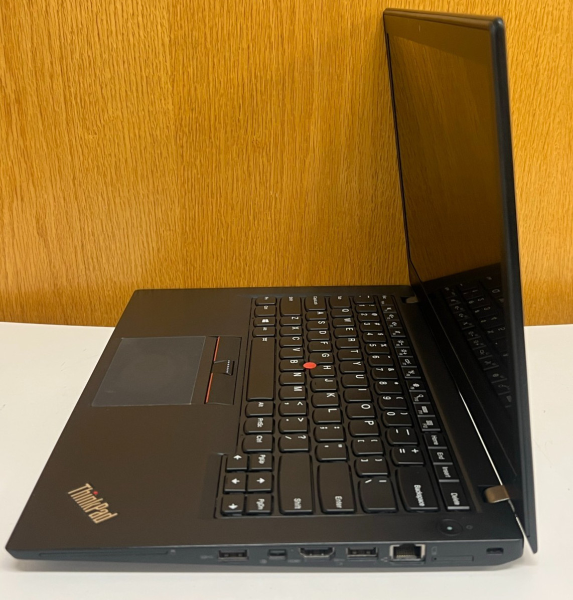 Lenovo ThinkPad T460s + Len Ultra Dock ( i5-6th, 8GB RAM, 256GB SSD ) Win 11 Pro