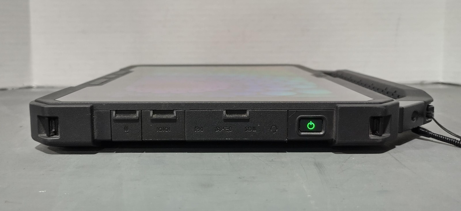 Dell Latitude 7220 Rugged Extreme Tablet i7-8665U 16GB RAM 512GB NVMe No OS
