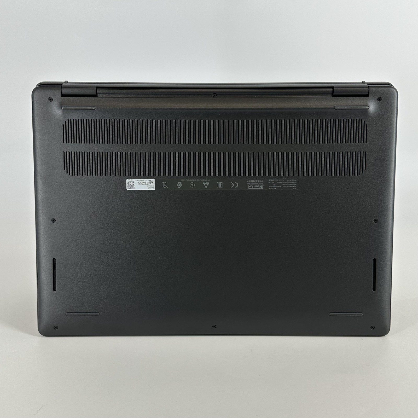 Dell 16 DC16250 FHD+ TOUCH 4.8 GHz Core 7 150U 16GB RAM 1TB SSD Excellent