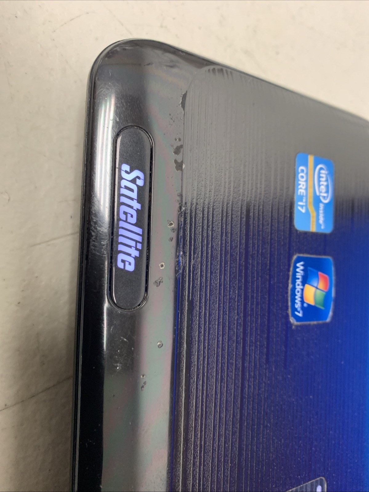 Toshiba Satellite P755 15.6” Intel i7-2670QM@2.20GHz 12GB RAM 500Gb HDD WIN 10