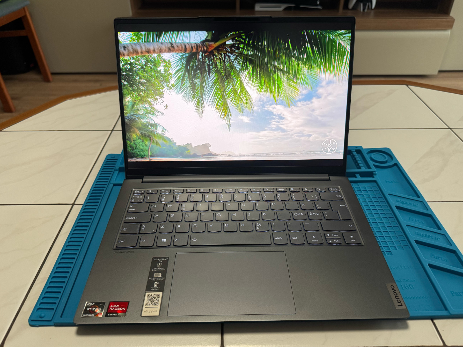 Lenovo Yoga Slim 7 Pro 14ACH5 / AMD Ryzen 5 5600H / 16GB RAM / 512GB SSD