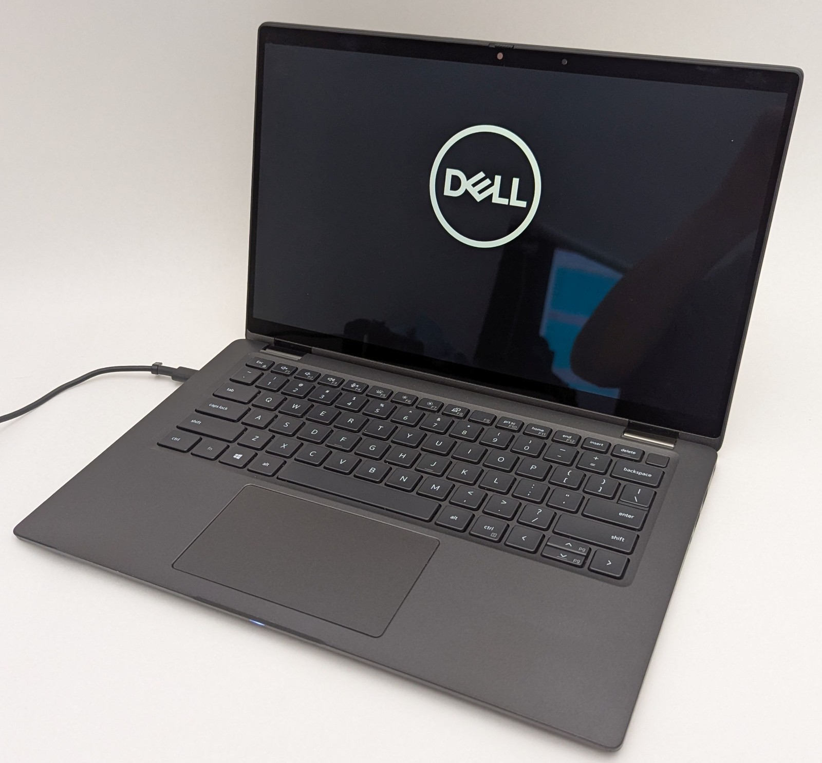 Dell Latitude 7410 14″ Touch Laptop i7-10610U 1.80GHz 16GB RAM 256GB NVMe Win 11