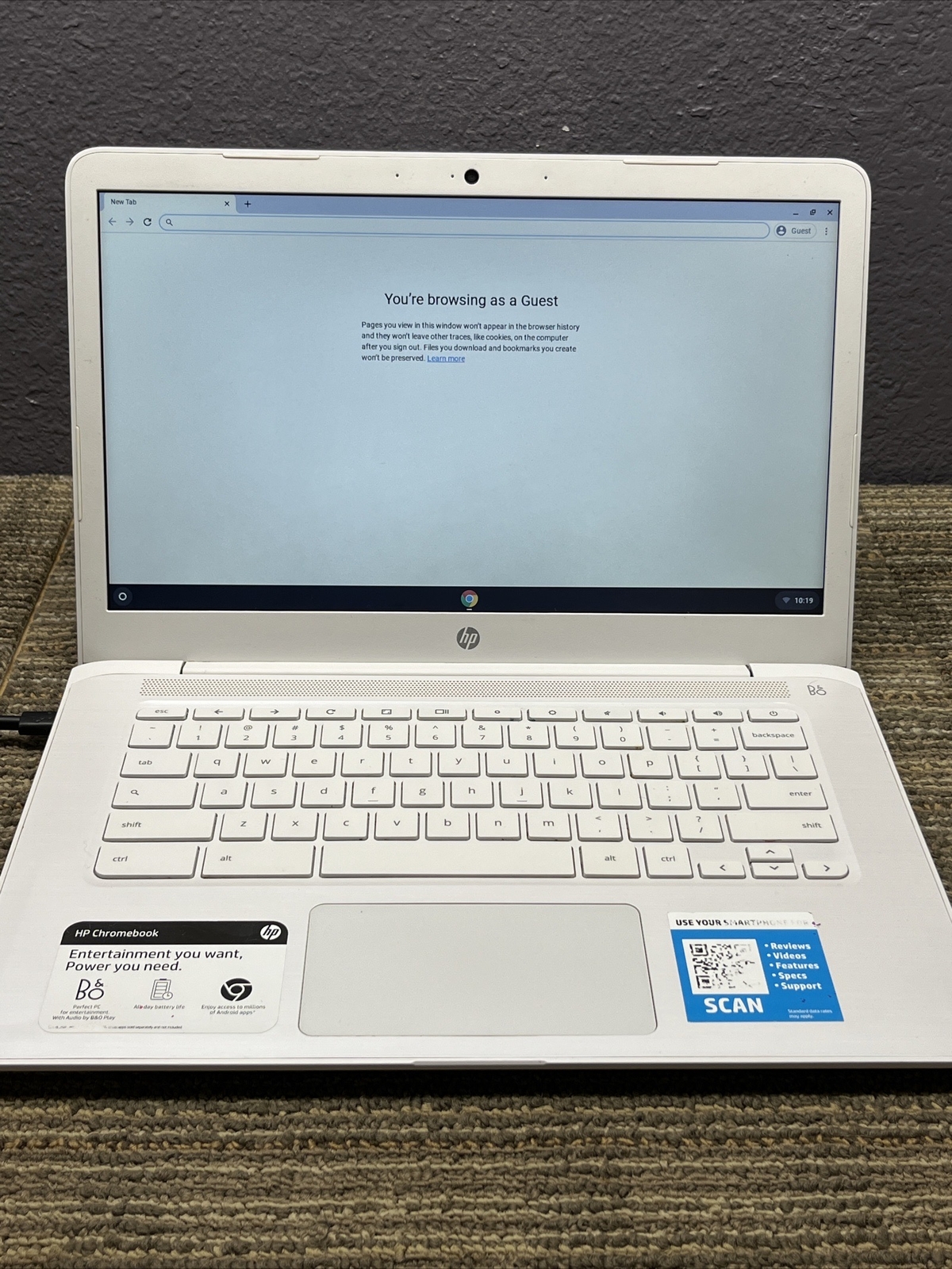HP Chromebook 14″ Laptop, Snow White, 32 GB, 4 GB RAM (14-db0030nr) 3227