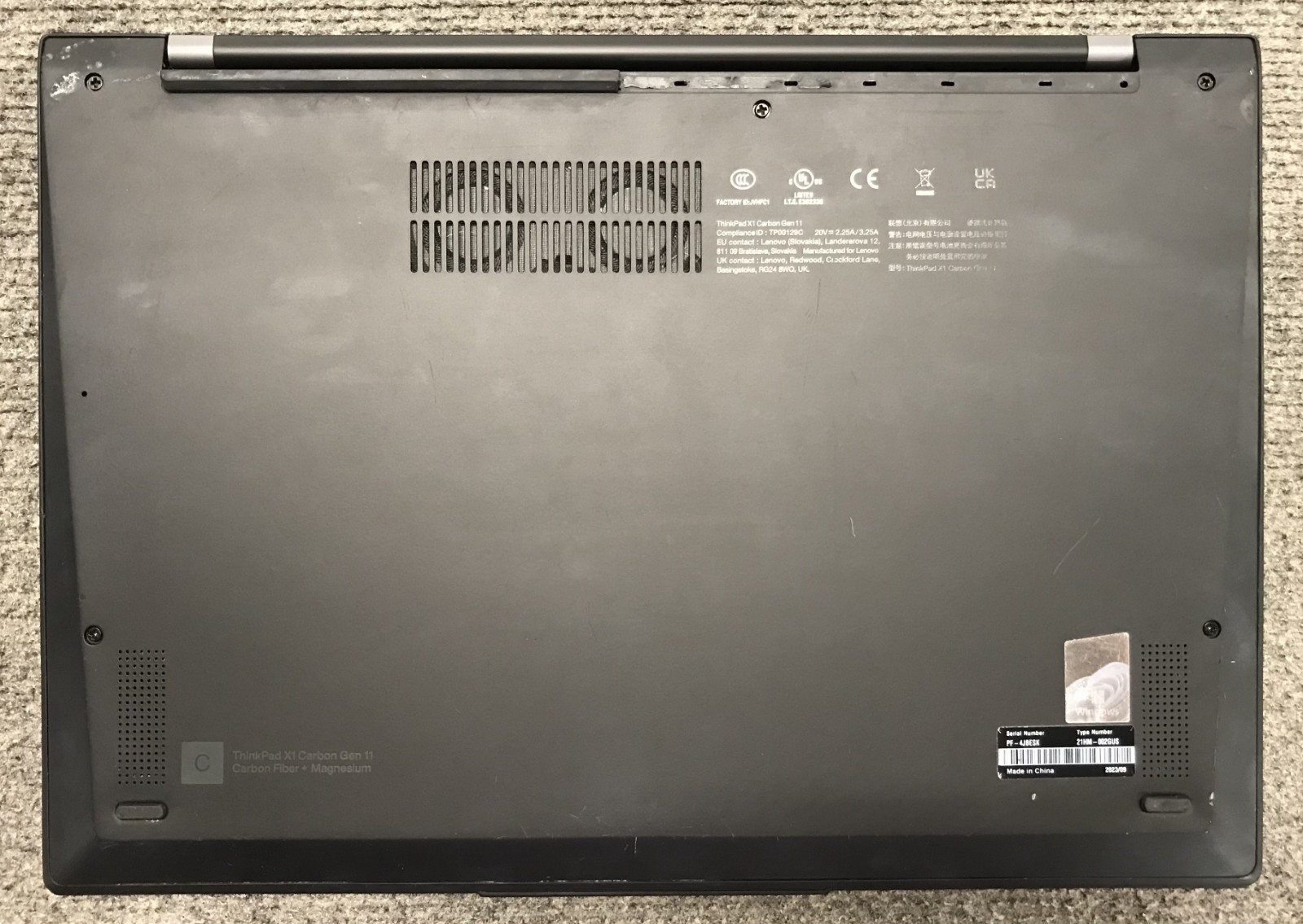 Lenovo ThinkPad X1 Carbon Gen 11 14″ Laptop i7-1365U 32GB RAM 1TB NVMe, As Is