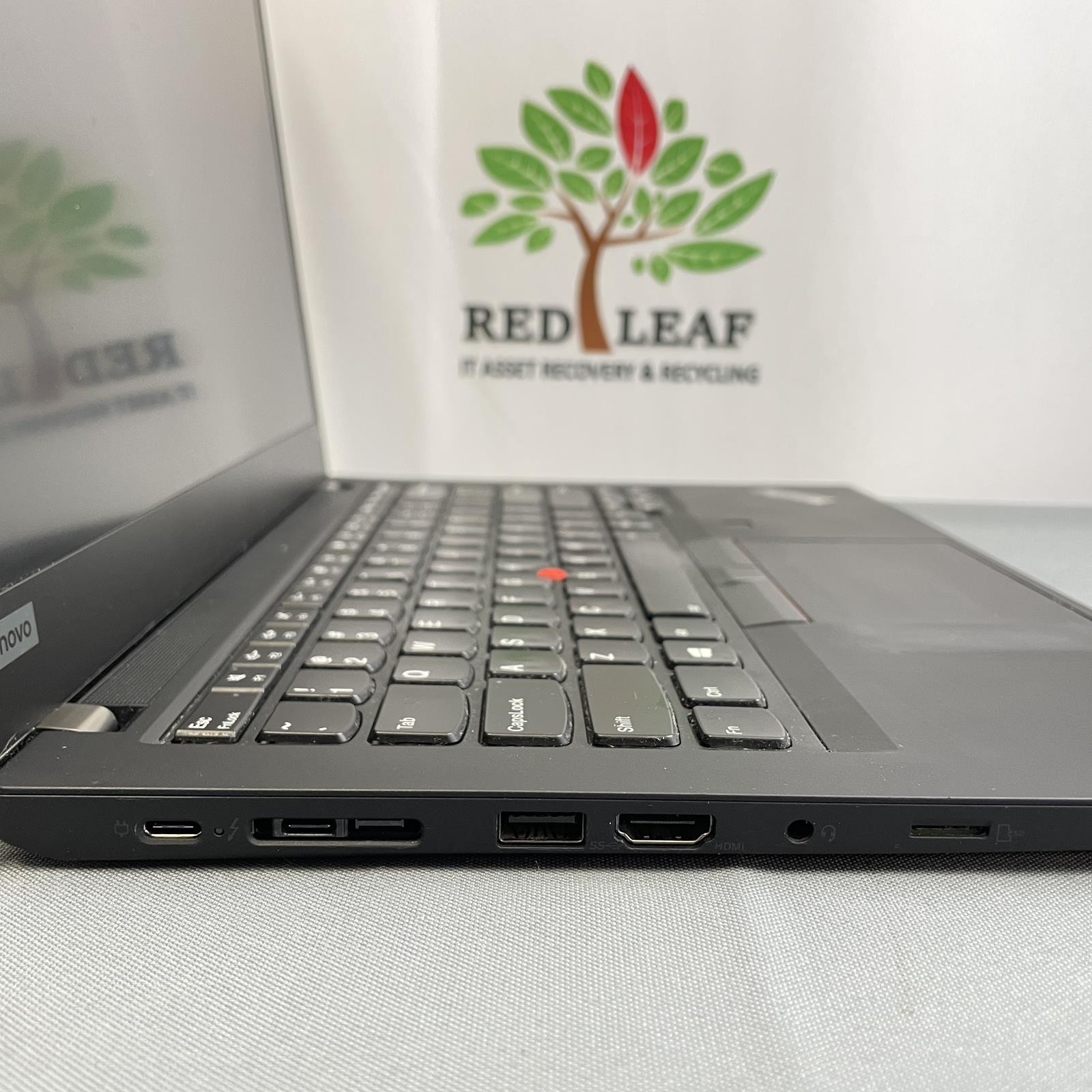 Lenovo ThinkPad T490 14 in FHD, Core i5-8365U, 16 GB, 512GB NVMe | Grade B
