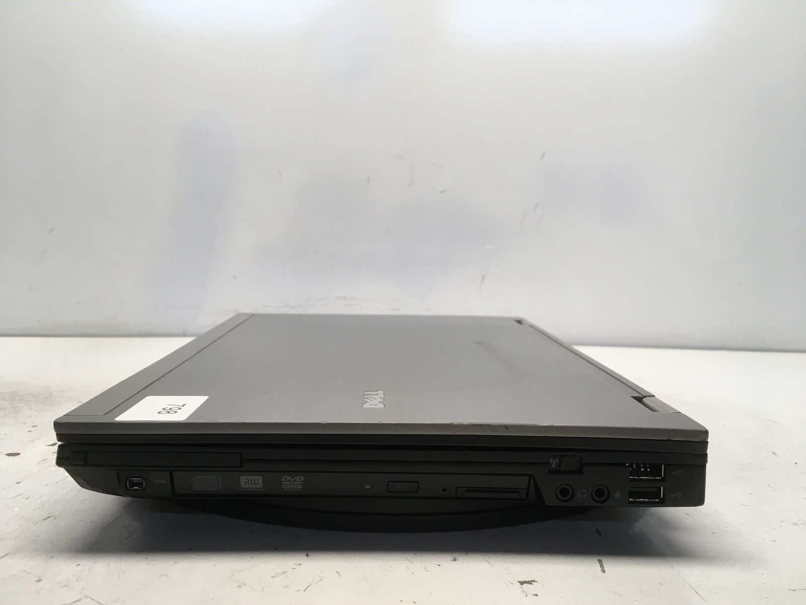 Dell Latitude E6410 Intel i5-M450 2.4GHz 4 GB NO HDD No Batt