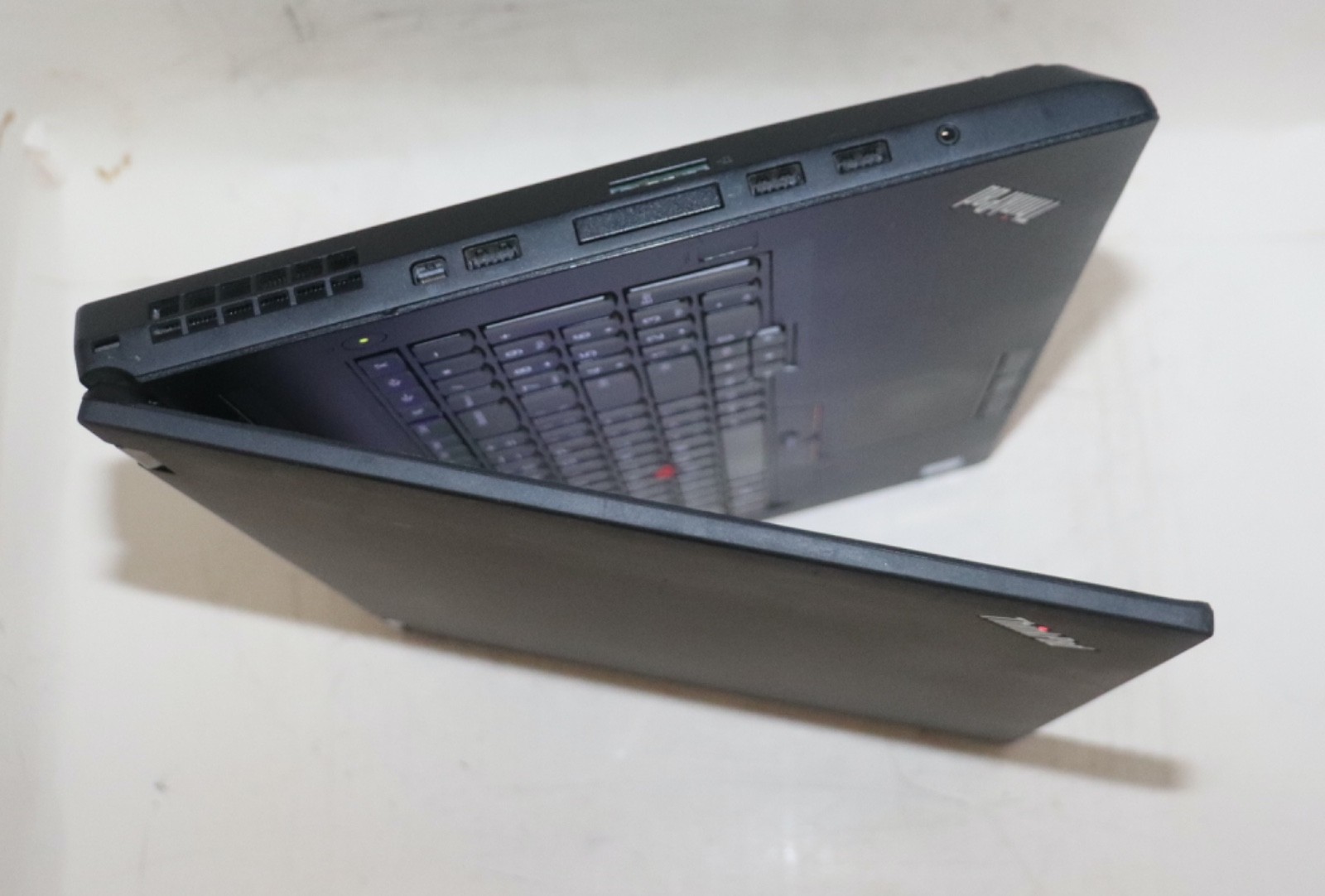 Lenovo ThinkPad P71|Intel core i7@2.80 GHz|32GB RAM |256GB SSD|WIN10.Prof|NVIDIA