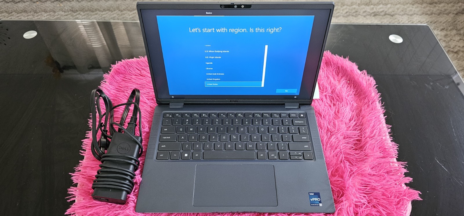 Dell Latitude 7440 14in i7-1365U 32GB 512GB SSD Windows 10 Pro Gray