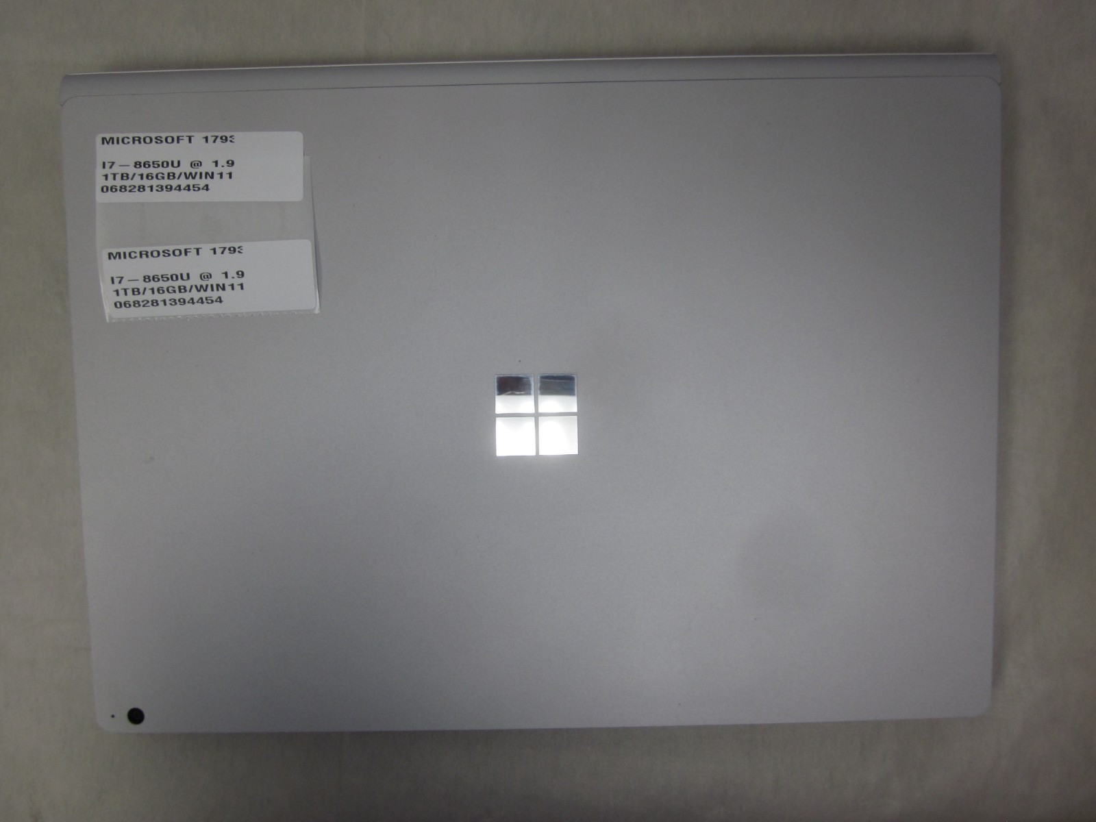 Microsoft Surface Book 2 1793 I7-8650U @ 1.9GHz 1TB 16GB WIN11PRO TOUCH GTX 1060