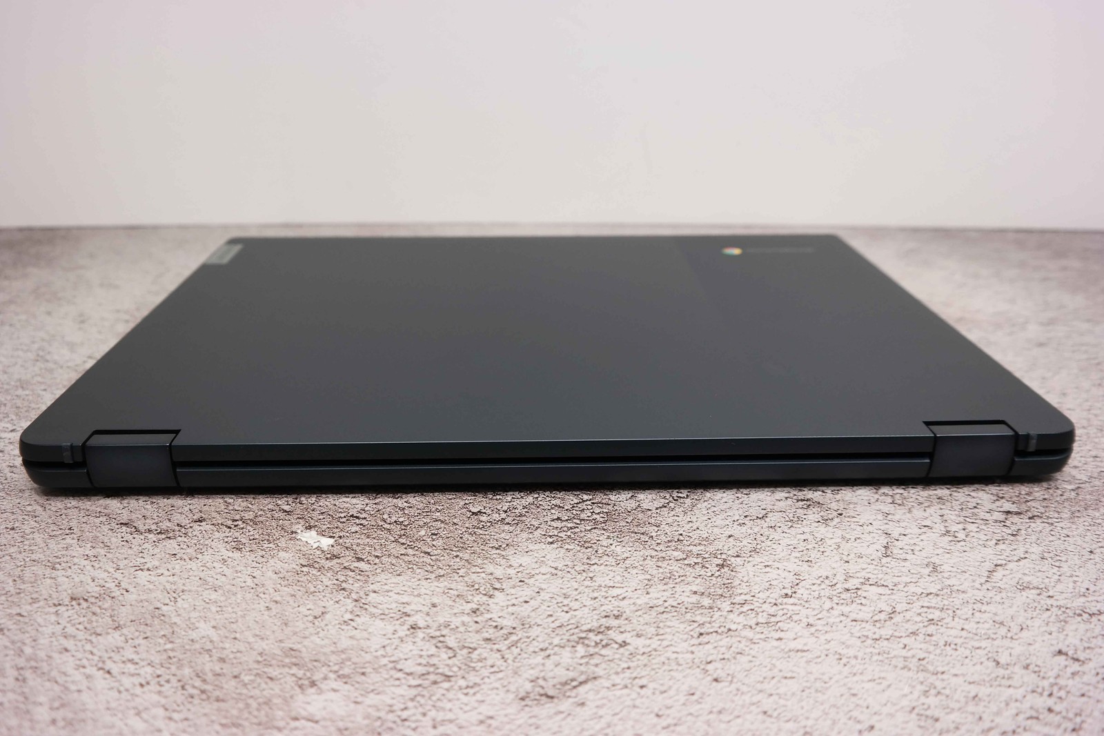 Lenovo Flex 3i Chromebook 15.6″ 4GB 64GB Abyss Blue BROKEN