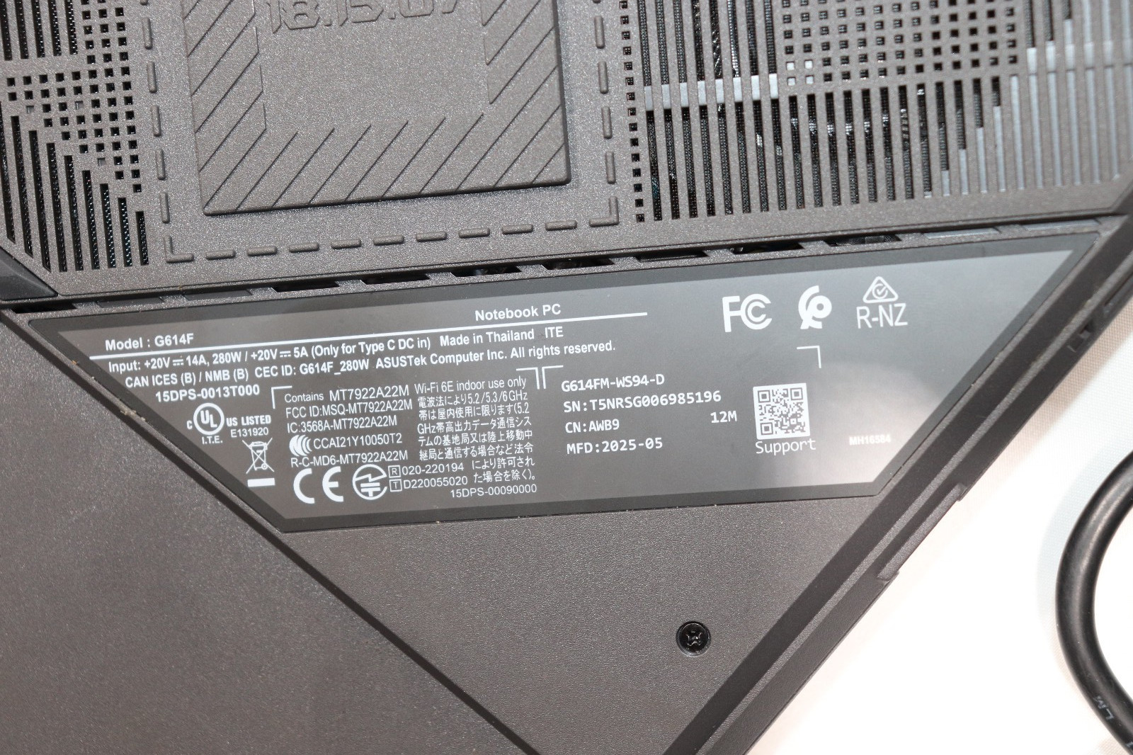 Asus ROG Strix G16 G614FM 16″ Ryzen 9 9955HX 2.5GHz 16GB 1TB GeForce RTX 5060