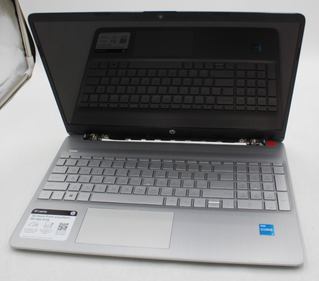 HP Laptop 15 15.6in 256 GB SSD 8 GB RAM i3-1215U 30 day warranty No OS