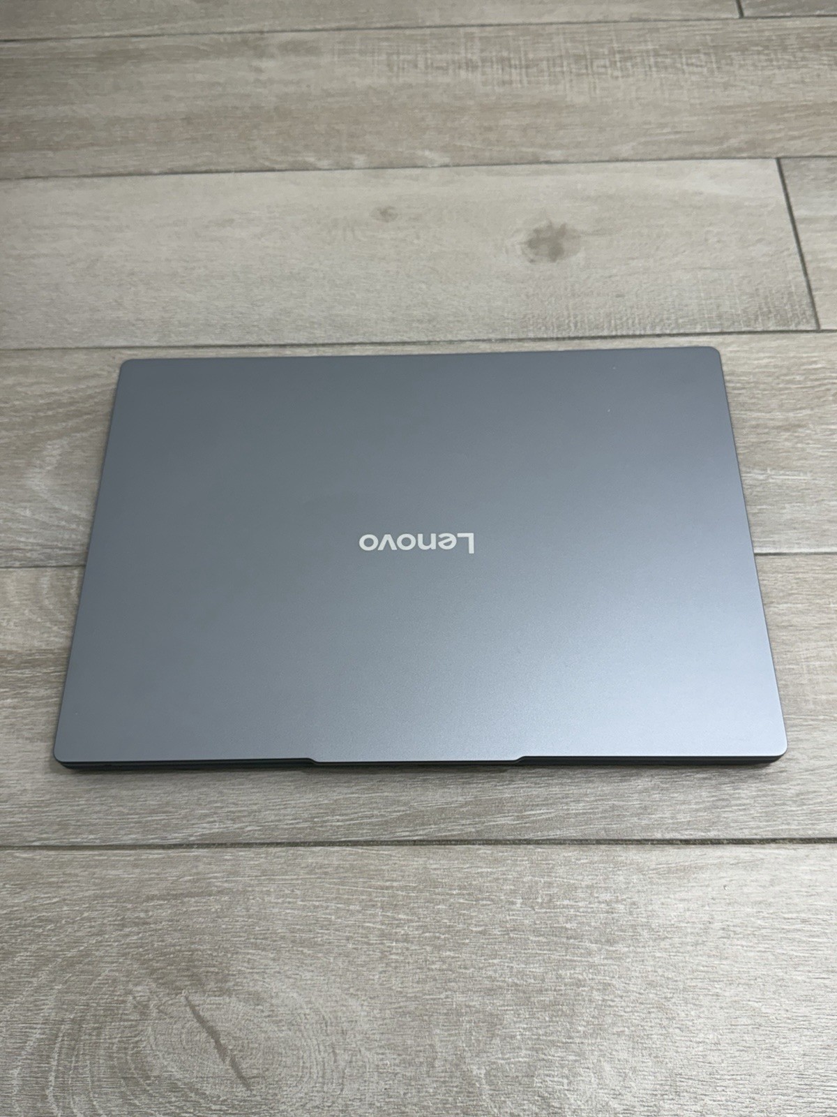 IdeaPad Slim 3 15Q8X10 15″ WUXGA Snapdragon X 16GB RAM 512GB NVMe Win-11
