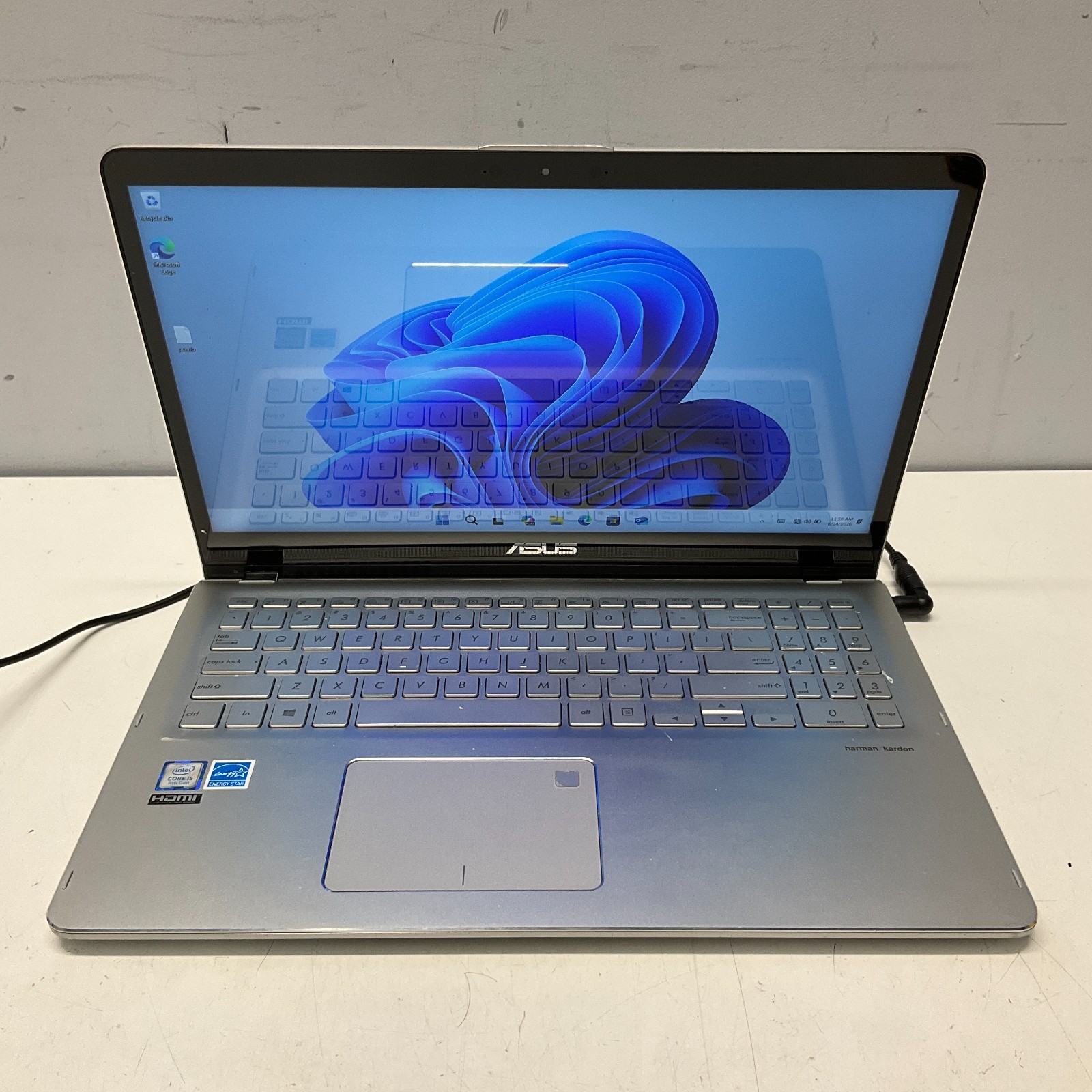 ASUS Q505UAR | INTEL CORE I5-8250U @ 1.60 GHz 1TB HDD 12GB Windows 11 Pro Laptop
