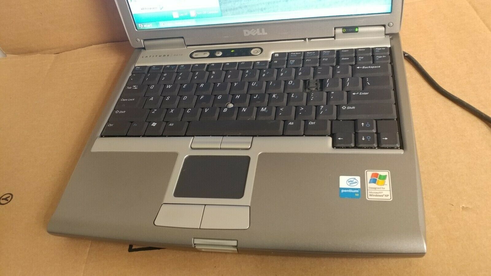 Wireless Dell Latitude D610 Laptop Windows XP pro SP3 Serial port Parallel port