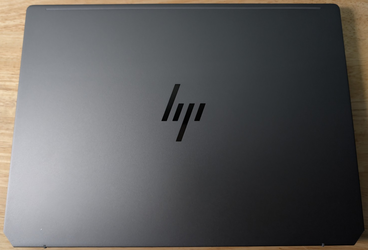 HP OmniBook Ultra 14″ 2.2K Touch (AMD Ryzen AI 9 365, 32GB RAM, 1TB SSD) Laptop