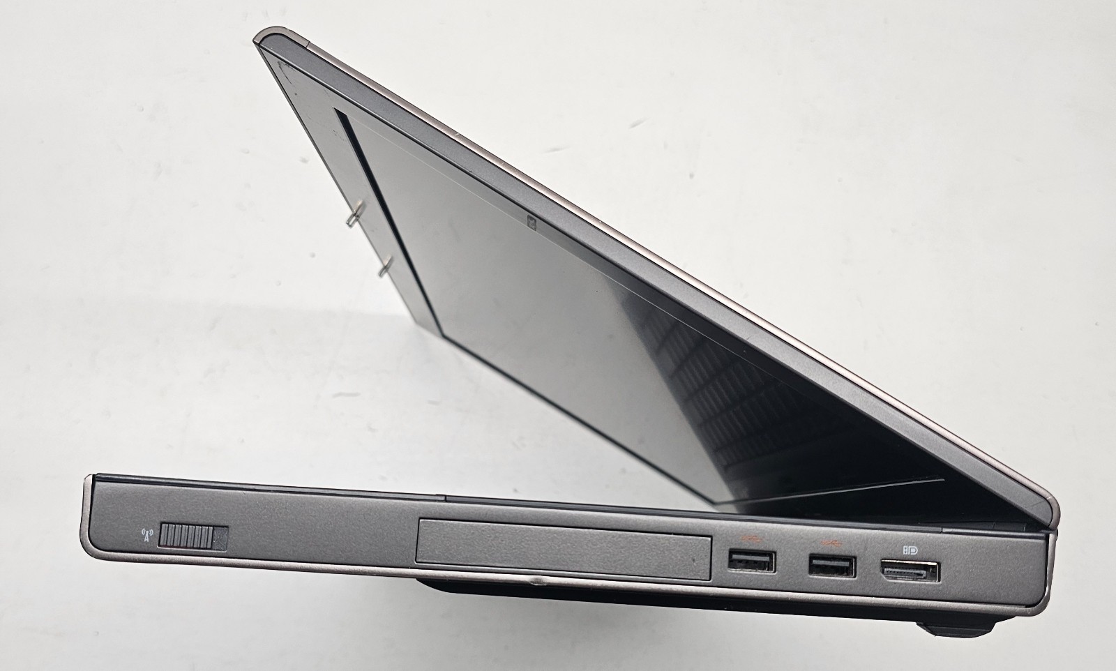 Dell Precision M6600 17.3″ Laptop Intel Core i7-2620M 8GB Ram NO HD/OS (FL)