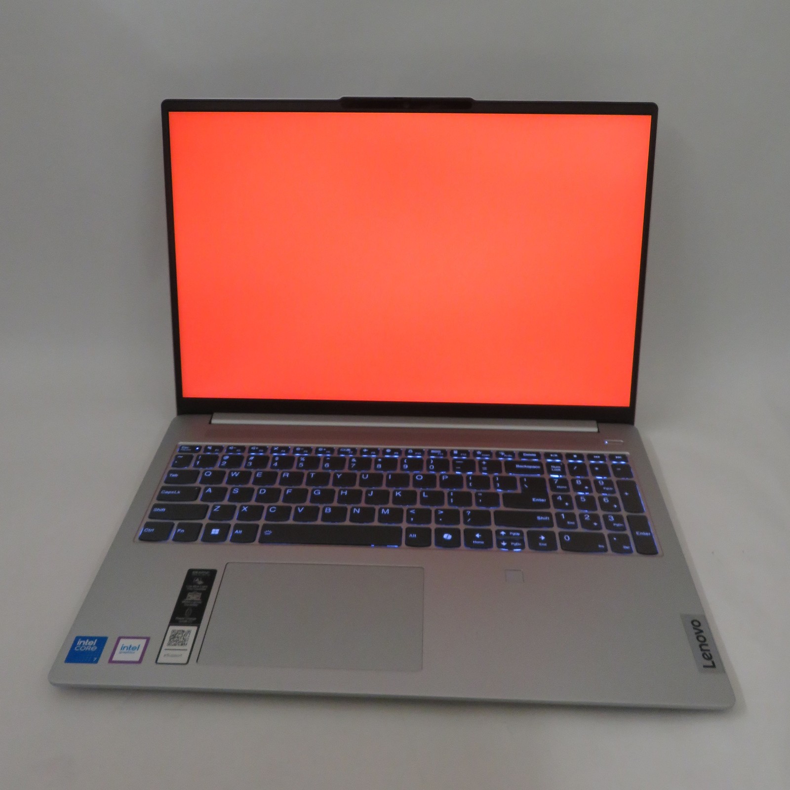 Lenovo IdeaPad Slim 5 16IRU9 CORE 7 150U 1.8GHz 8GB RAM 512GB Windows 11