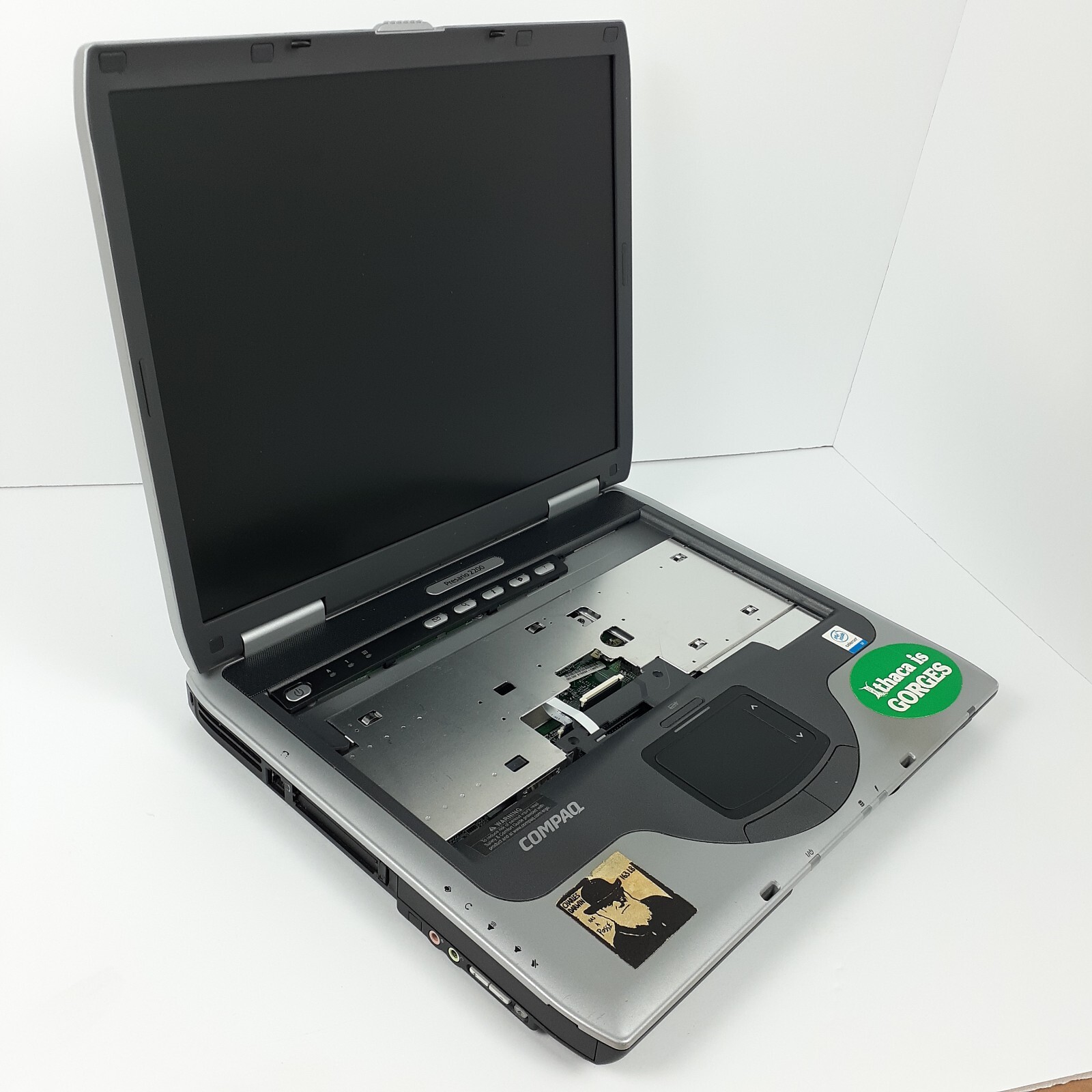 Compaq Presario 2200 256 MB RAM No HDD No Keyboard For Parts Or Repair