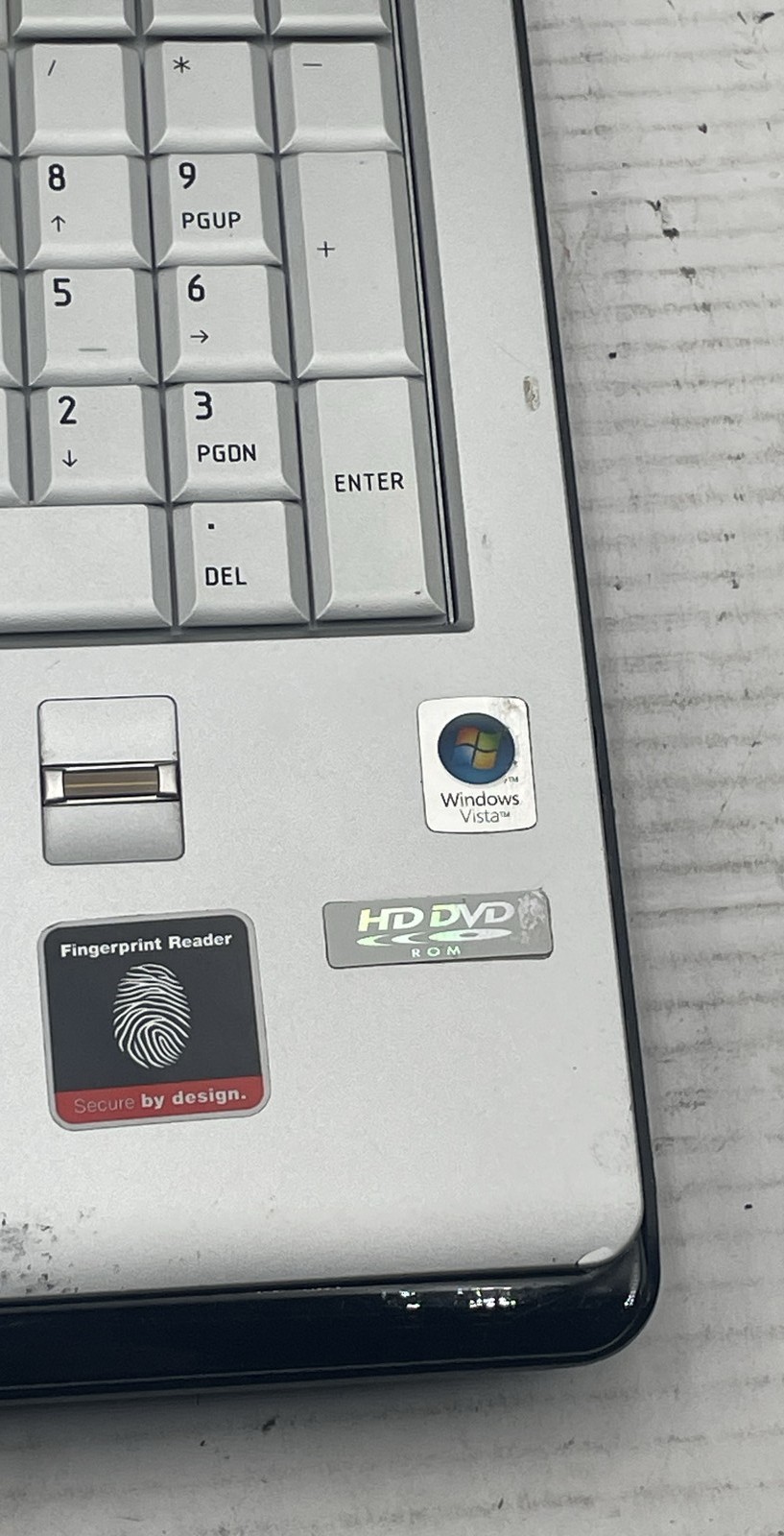 Toshiba Satellite P205-S6347 17″ Laptop Intel Centrino Duo No HDD As Is
