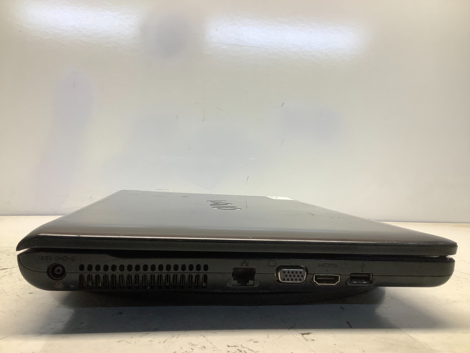 Sony Vaio VPCEE42FX AMD Athlon II Dual-Core 2.3GHz 4 GB NO HDD