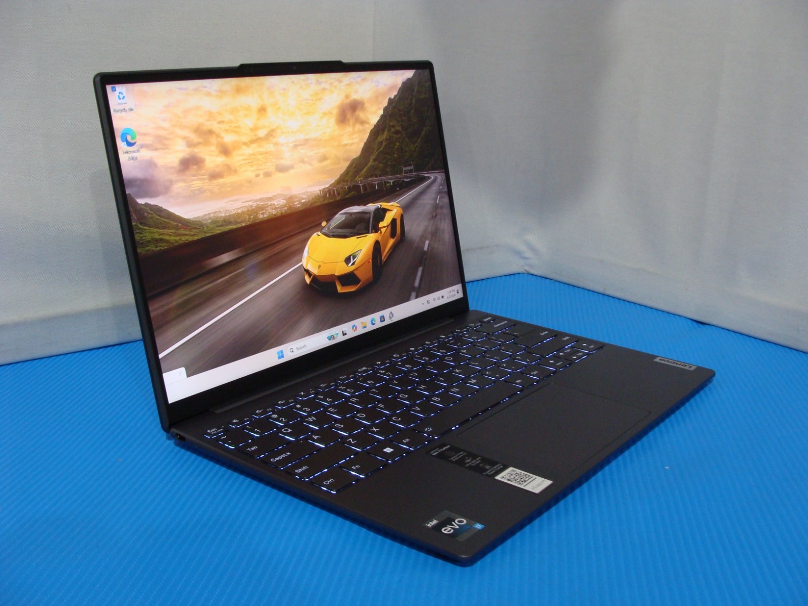Lenovo Slim 7 Carbon 13IAP7 13.3″ WQXGA TOUCH i7-1260P 2.1GHz 16GB 1TB W11H +PA