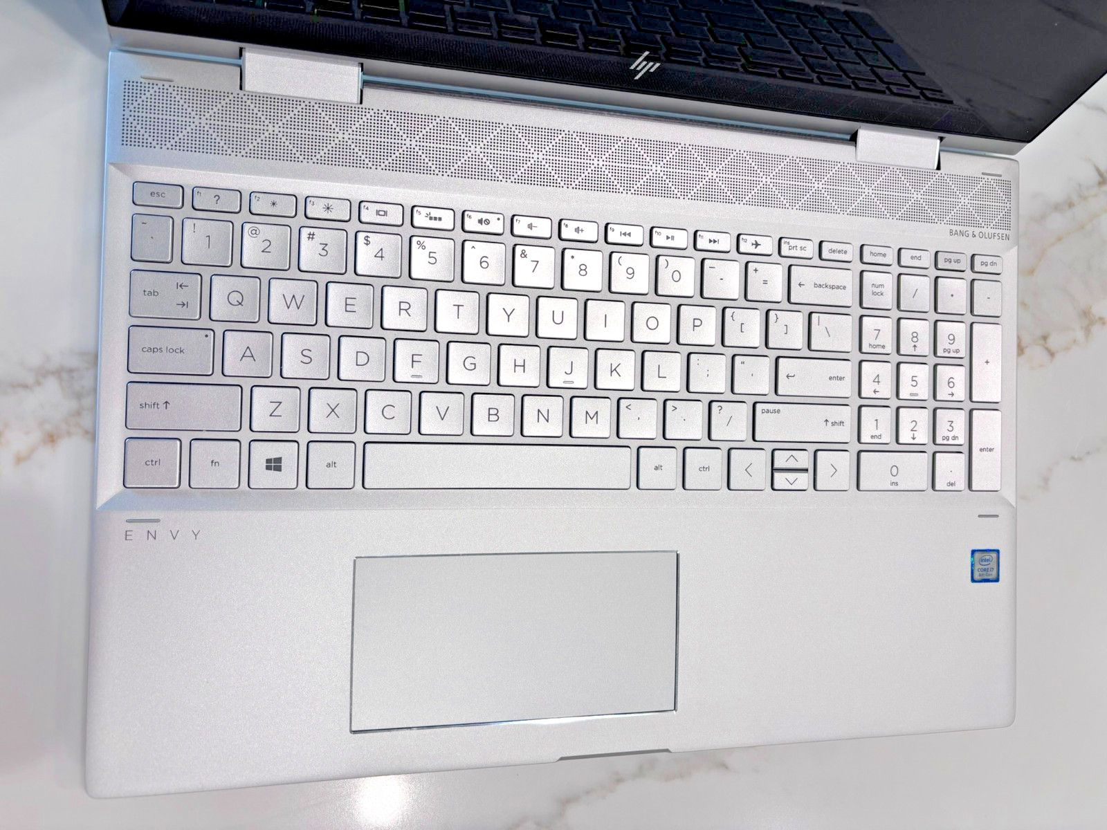 HP ENVY BANG & OLUFSEN INTEL CORE i7 8TH GEN-Charger Included.