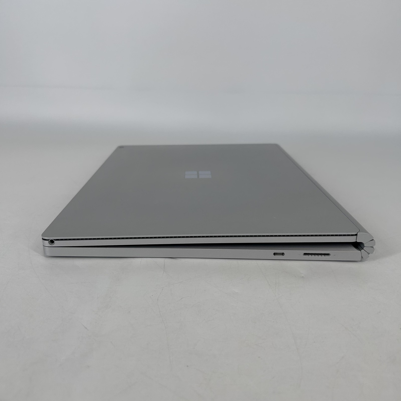 Microsoft Surface Book 2 15 TOUCH i7-8650U 1.90GHz 16GB 256GB SSD GTX 1060 Good