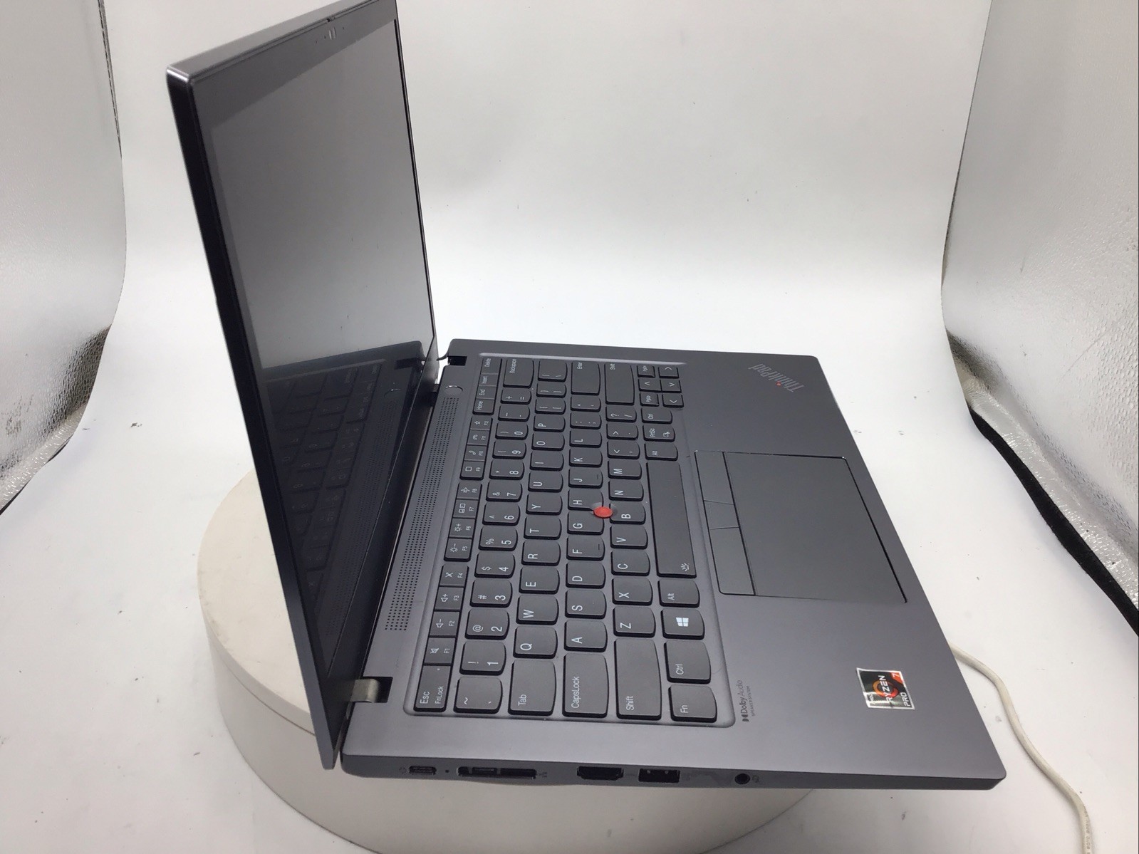 Lenovo ThinkPad T14s G2 14″ Laptop Ryzen 7 PRO 5850U 16GB RAM 512GB SSD W11P U R